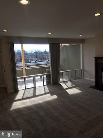 HOLLY HILL CONDOMINIUMS - Residential Lease