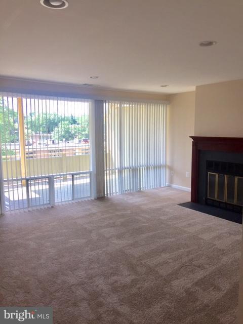 HOLLY HILL CONDOMINIUMS - Residential Lease