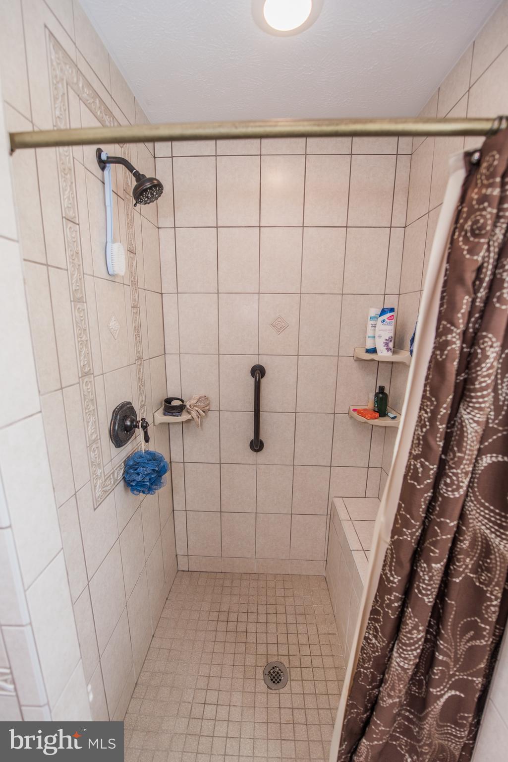 RIDGE VIEW - Residential