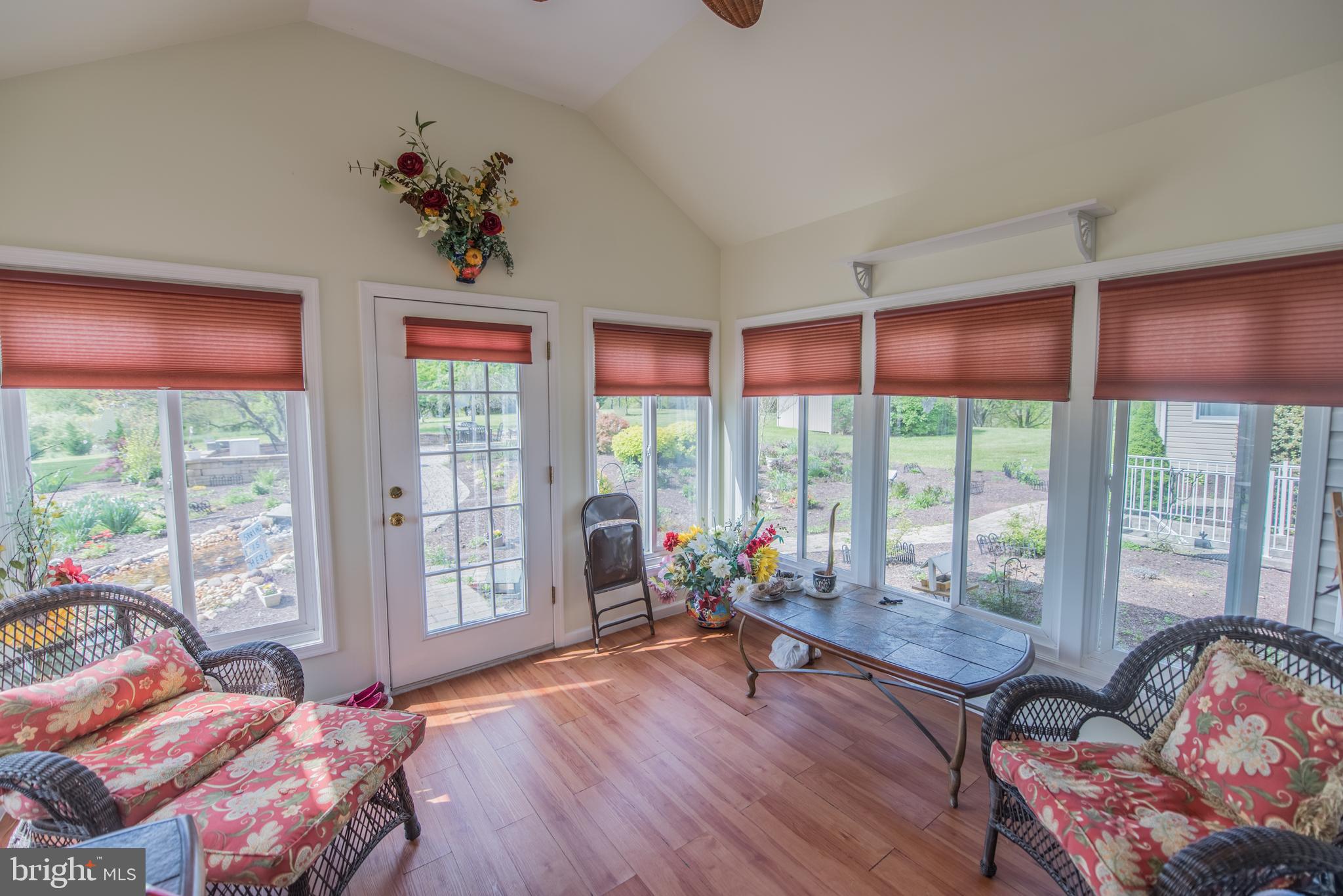 RIDGE VIEW - Residential