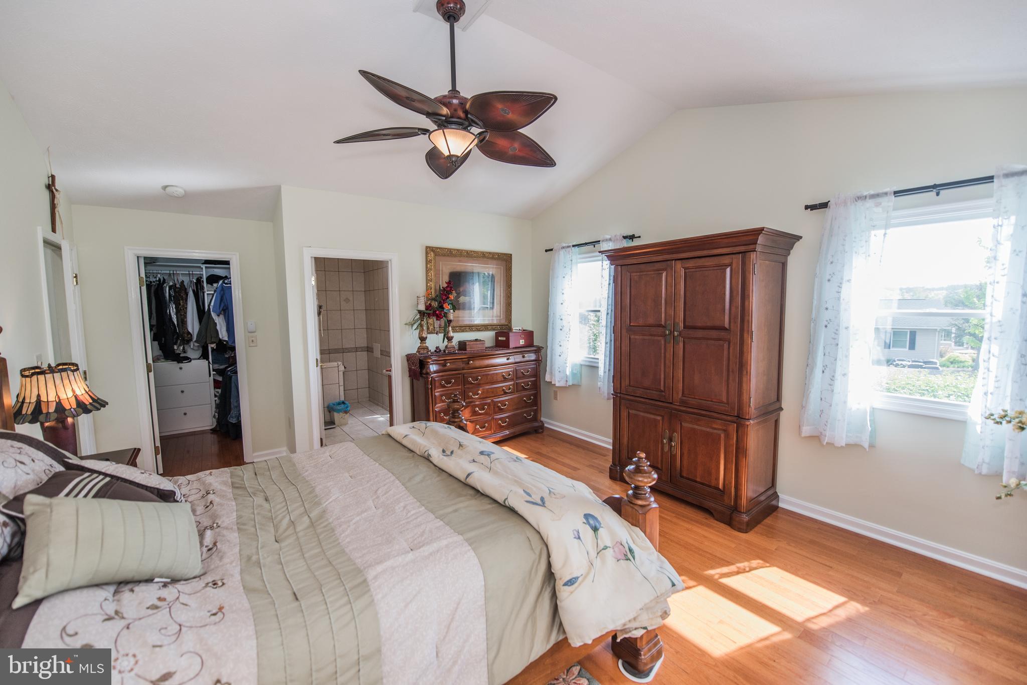 RIDGE VIEW - Residential