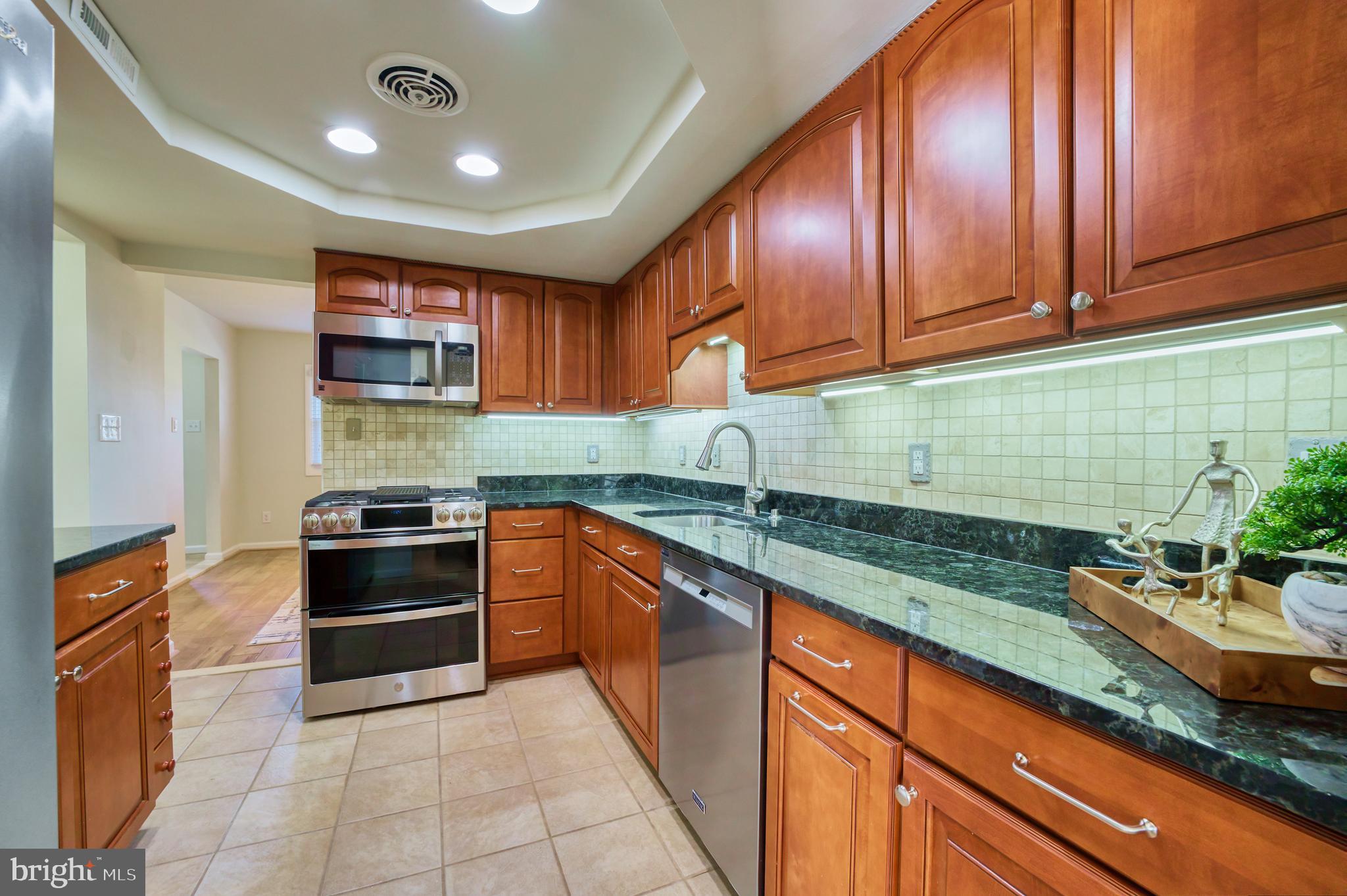 SUGARLAND RUN - Residential