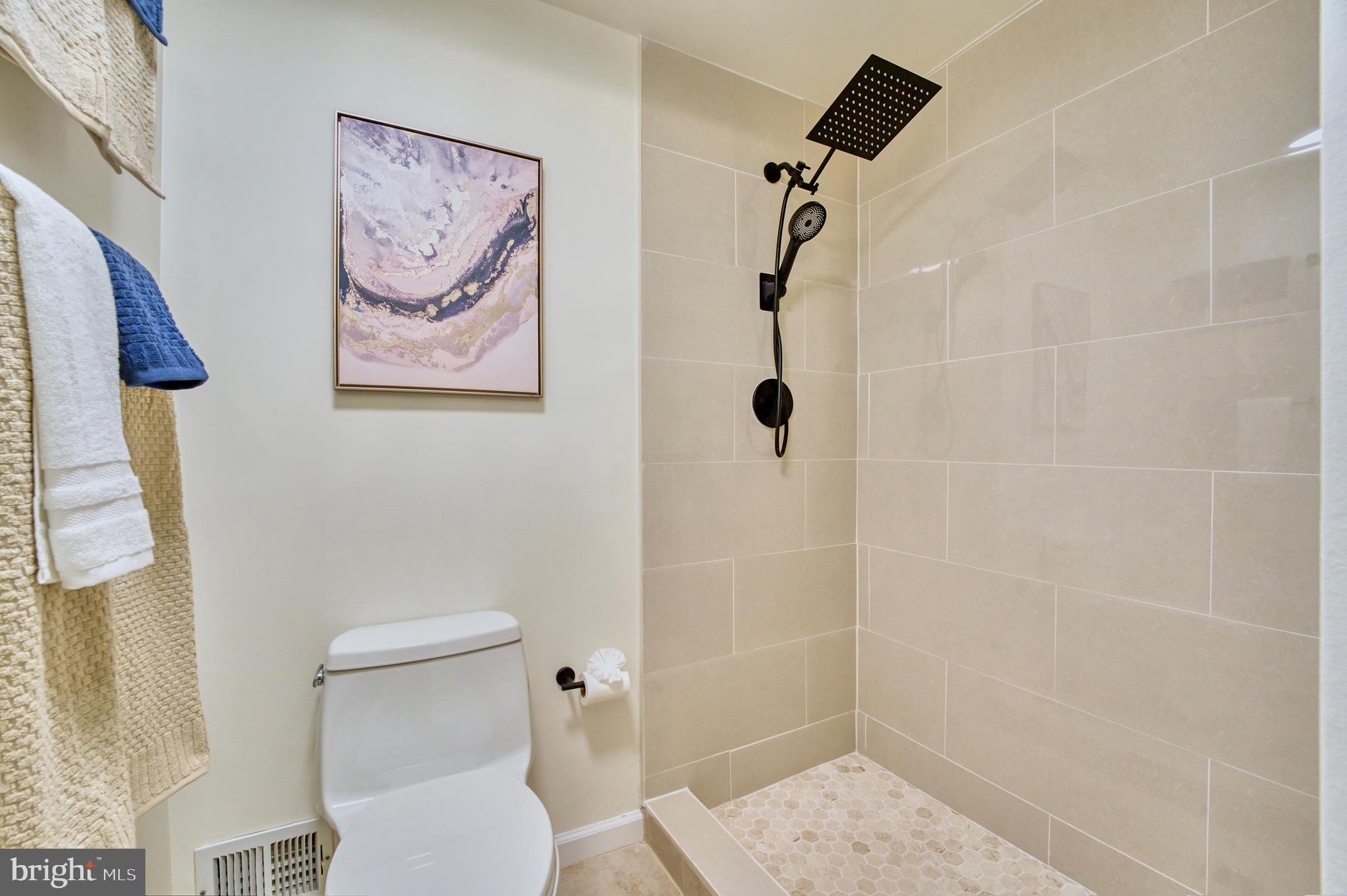 SUGARLAND RUN - Residential