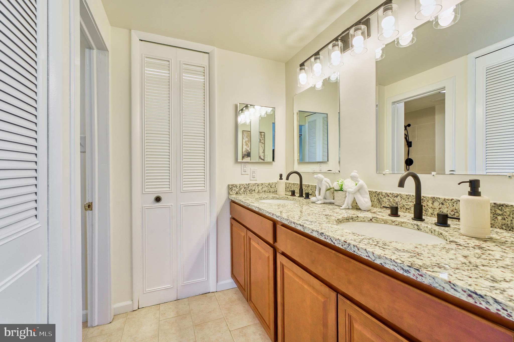 SUGARLAND RUN - Residential