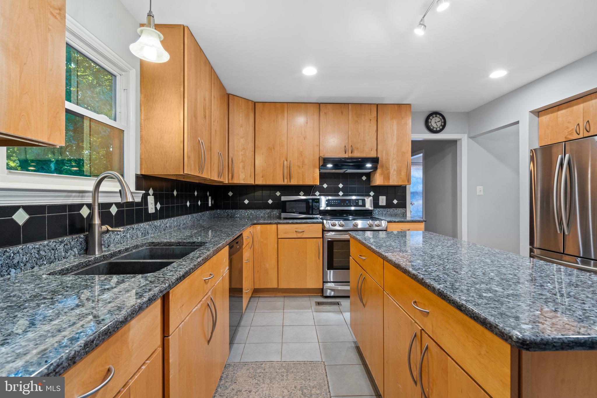 SENECA RIDGE - Residential