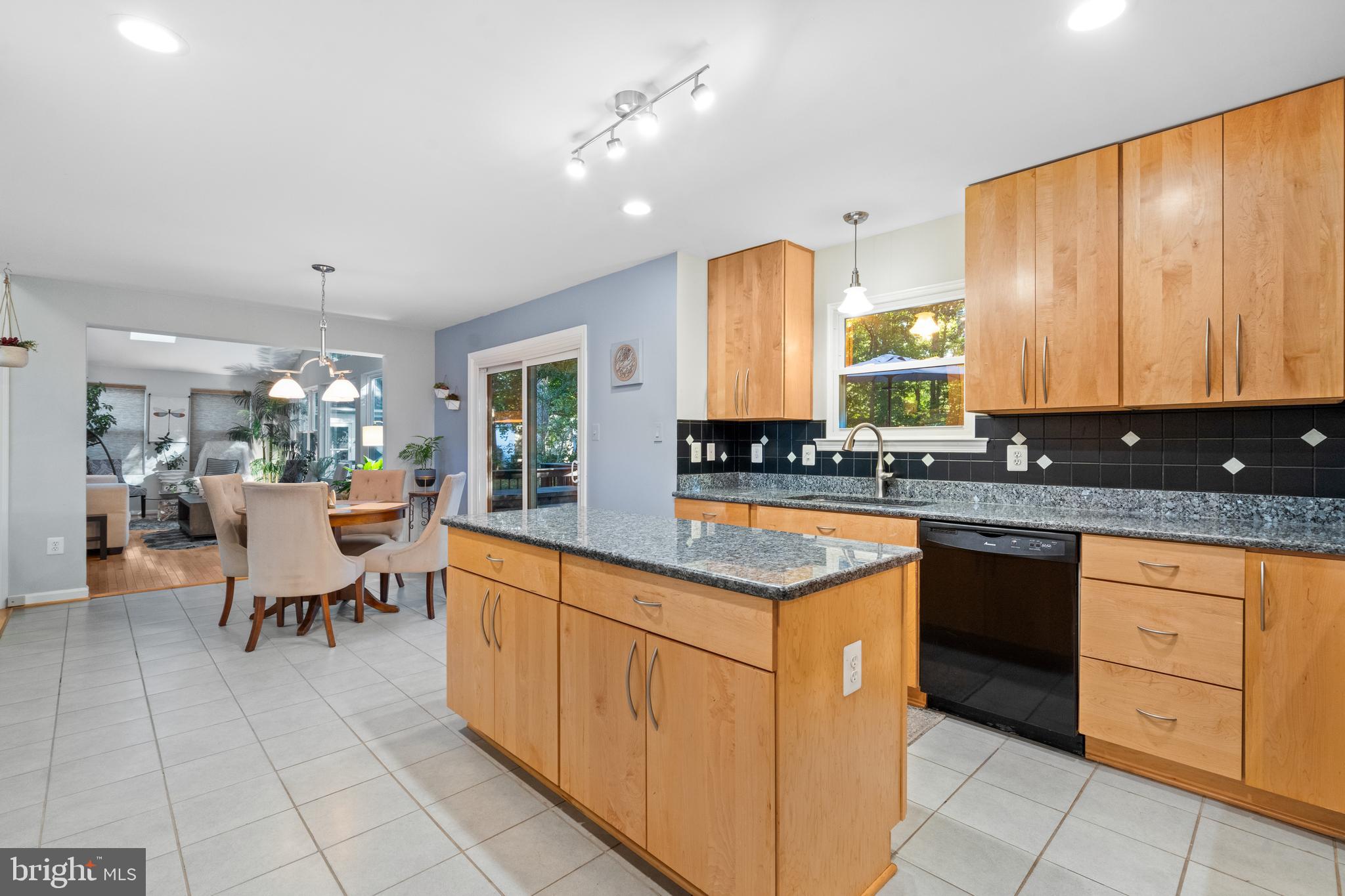 SENECA RIDGE - Residential