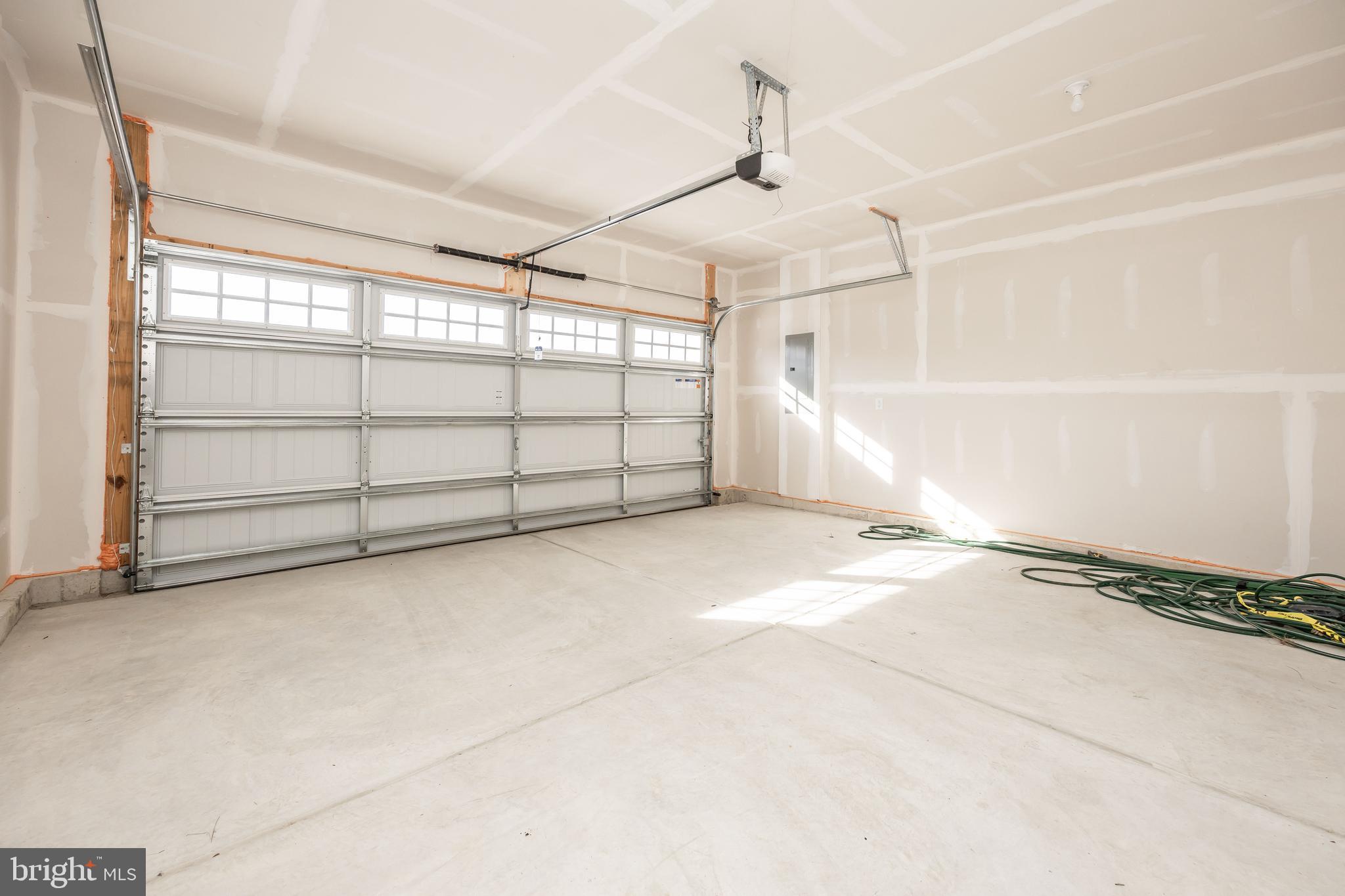 MEARFIELD - Residential