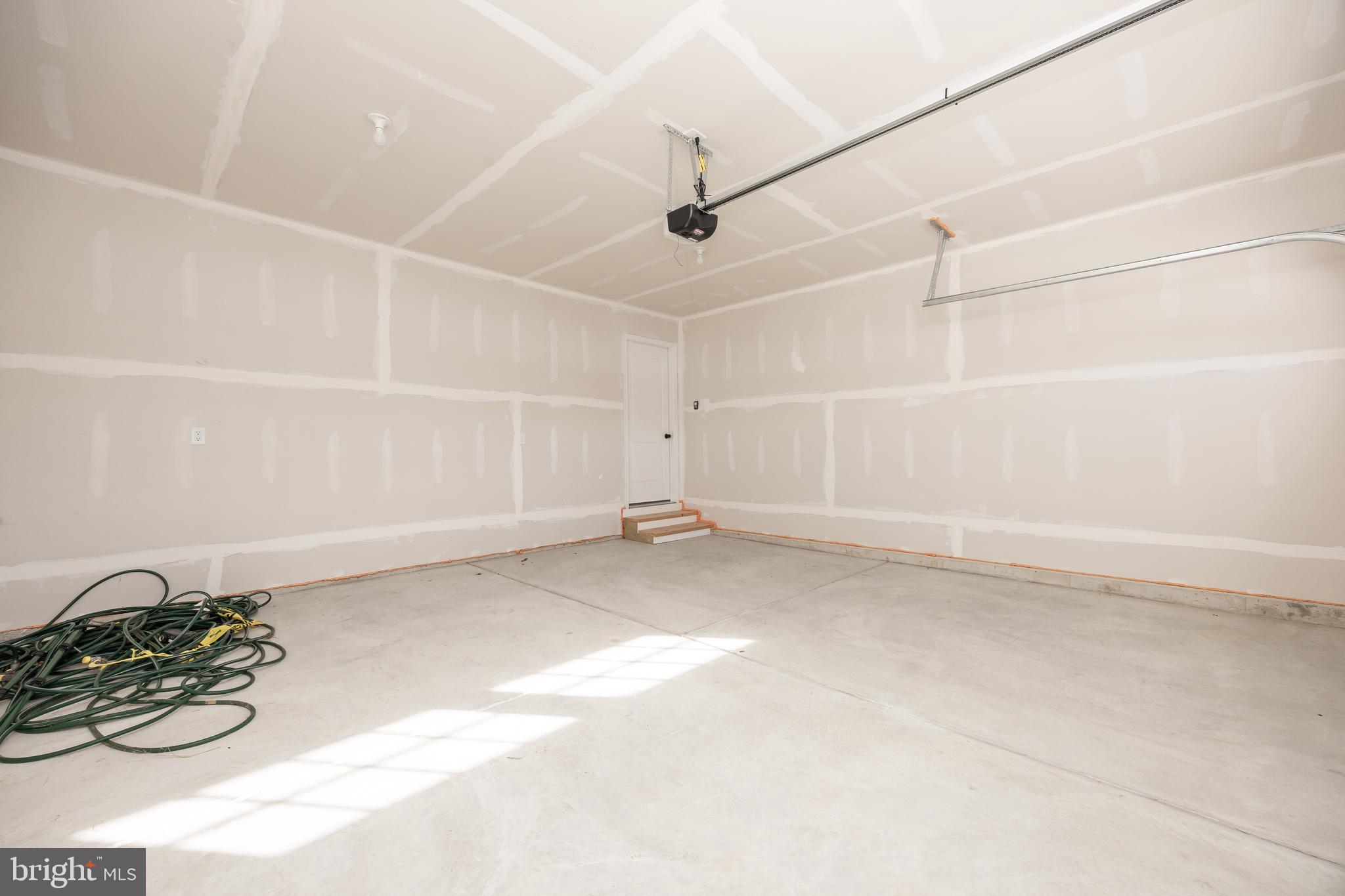 MEARFIELD - Residential