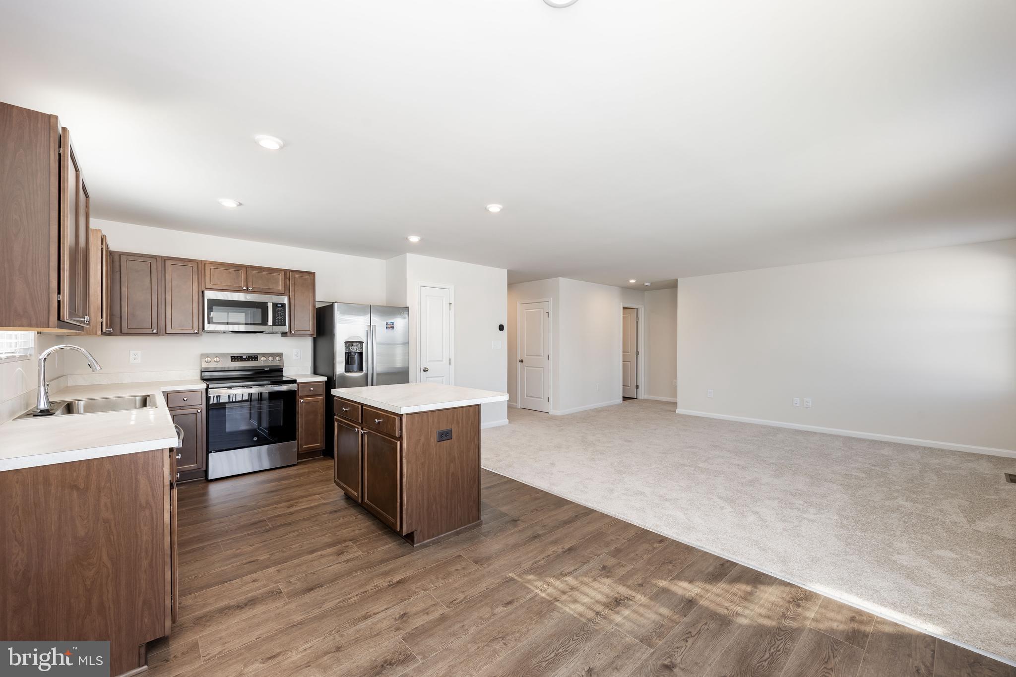 MEARFIELD - Residential