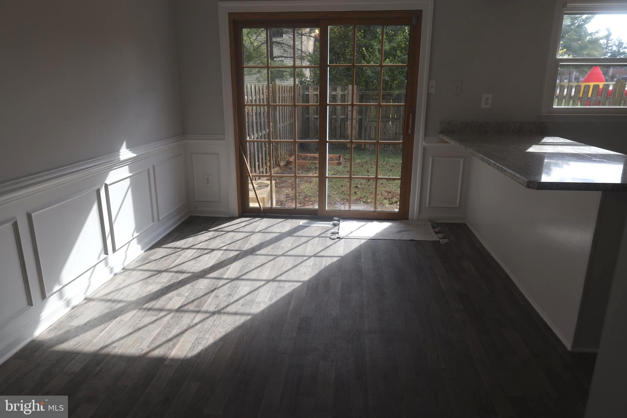 LONDONTOWNE - Residential