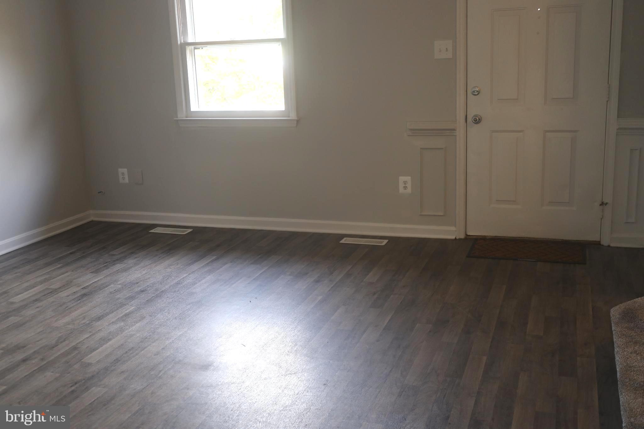 LONDONTOWNE - Residential