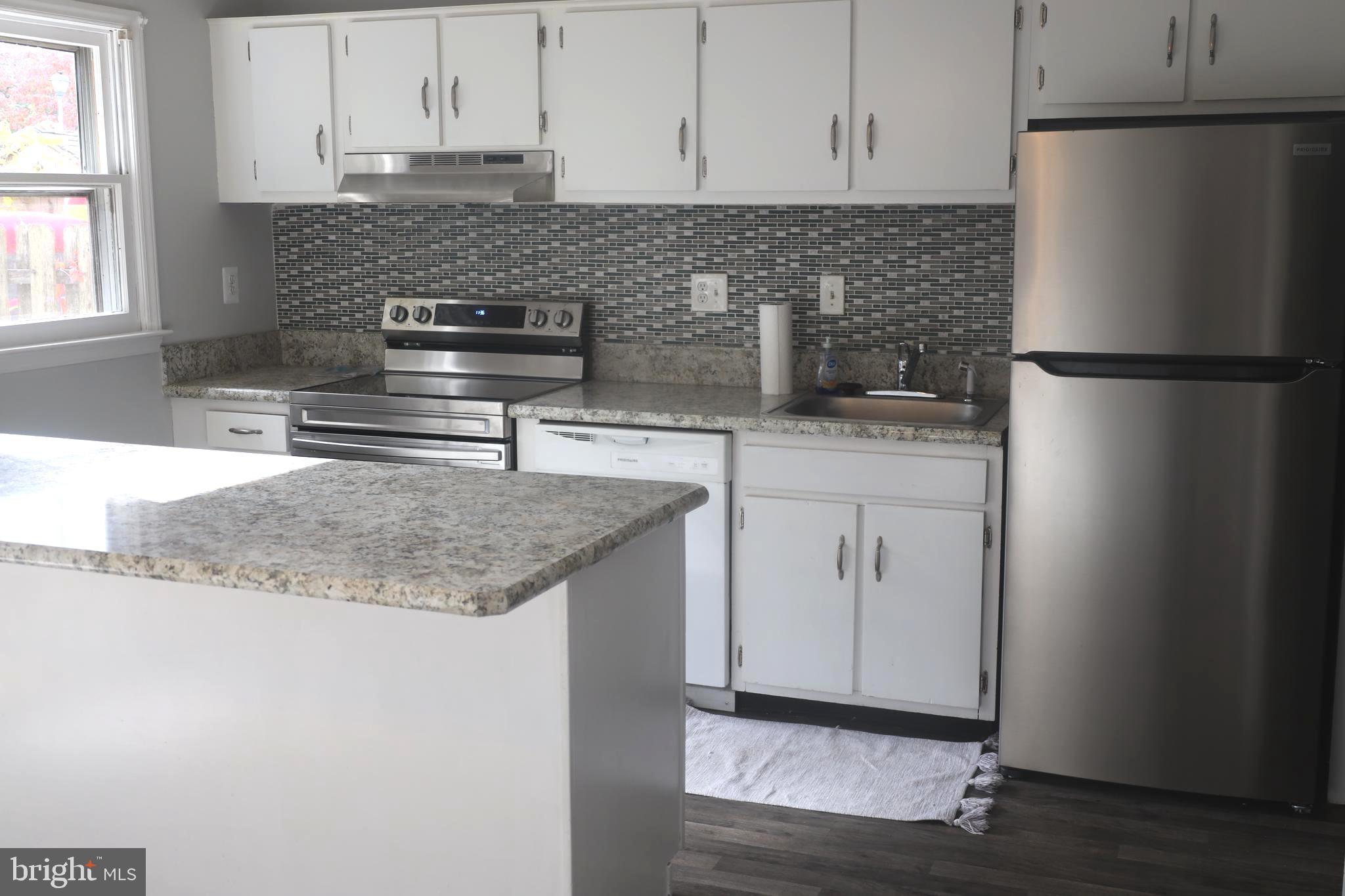 LONDONTOWNE - Residential