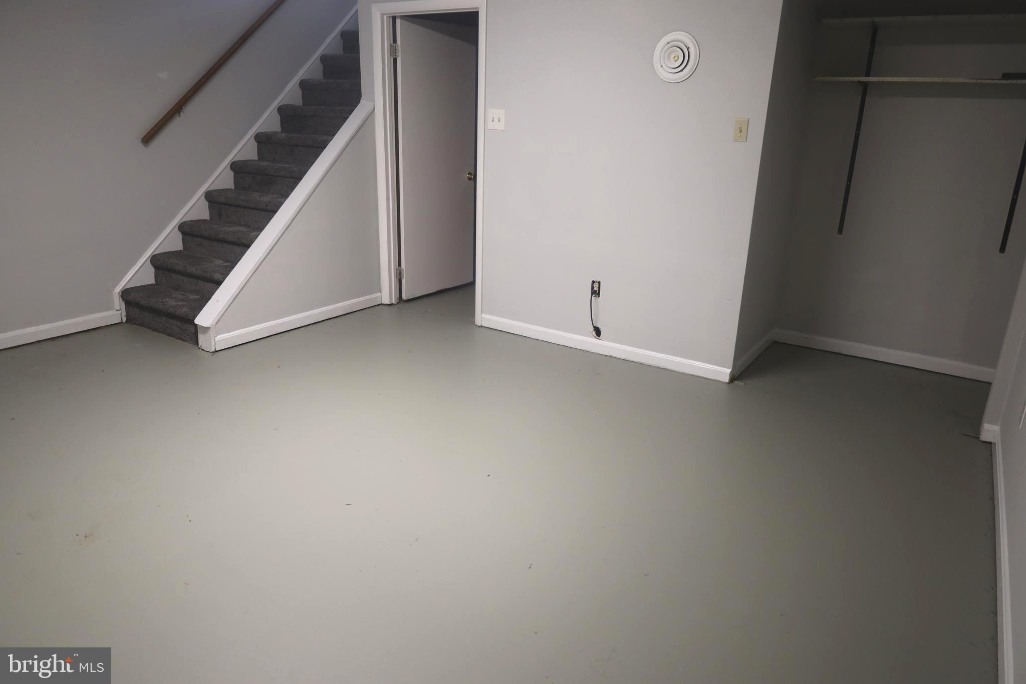 LONDONTOWNE - Residential