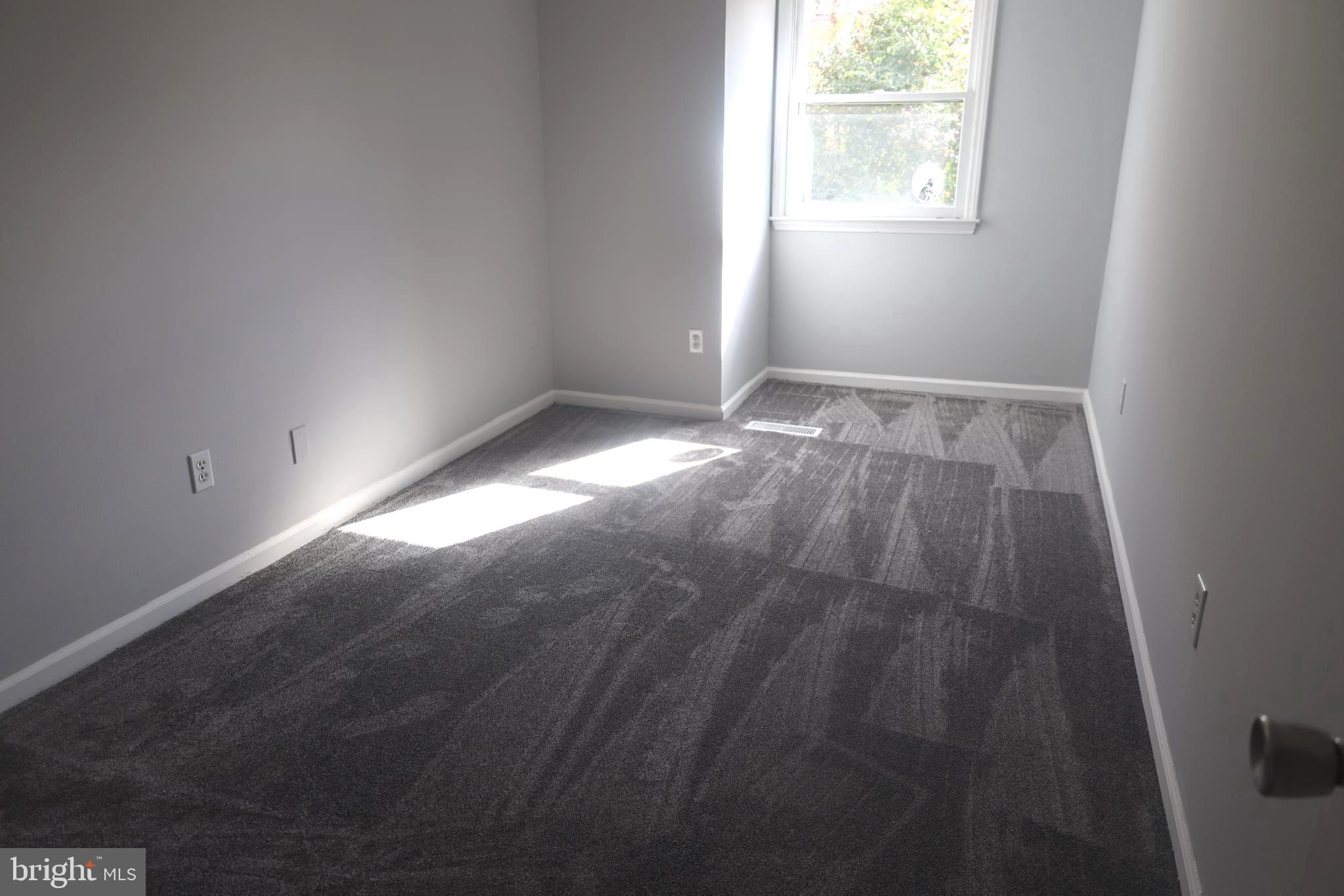 LONDONTOWNE - Residential