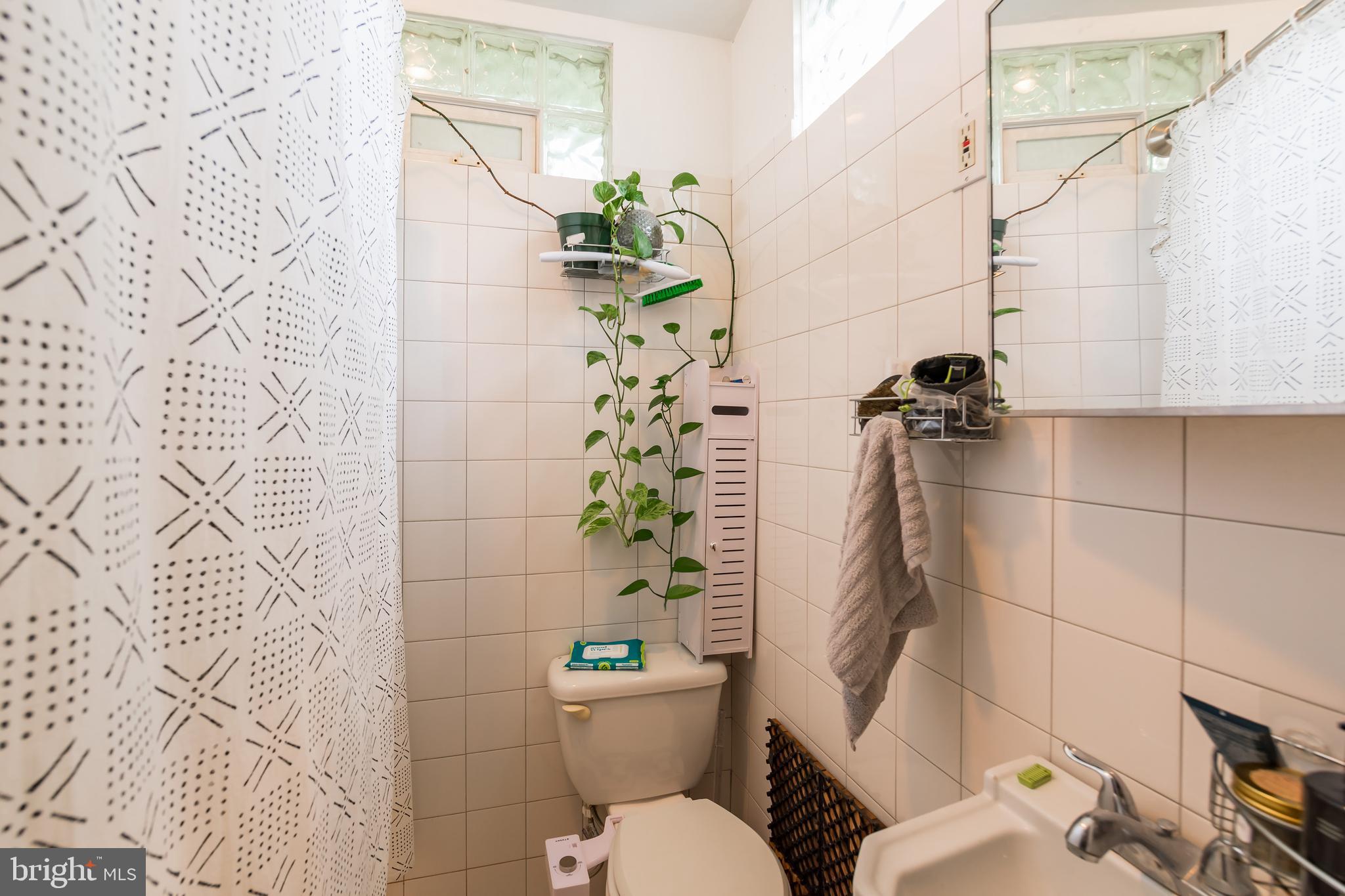 FISHTOWN - Residential Lease