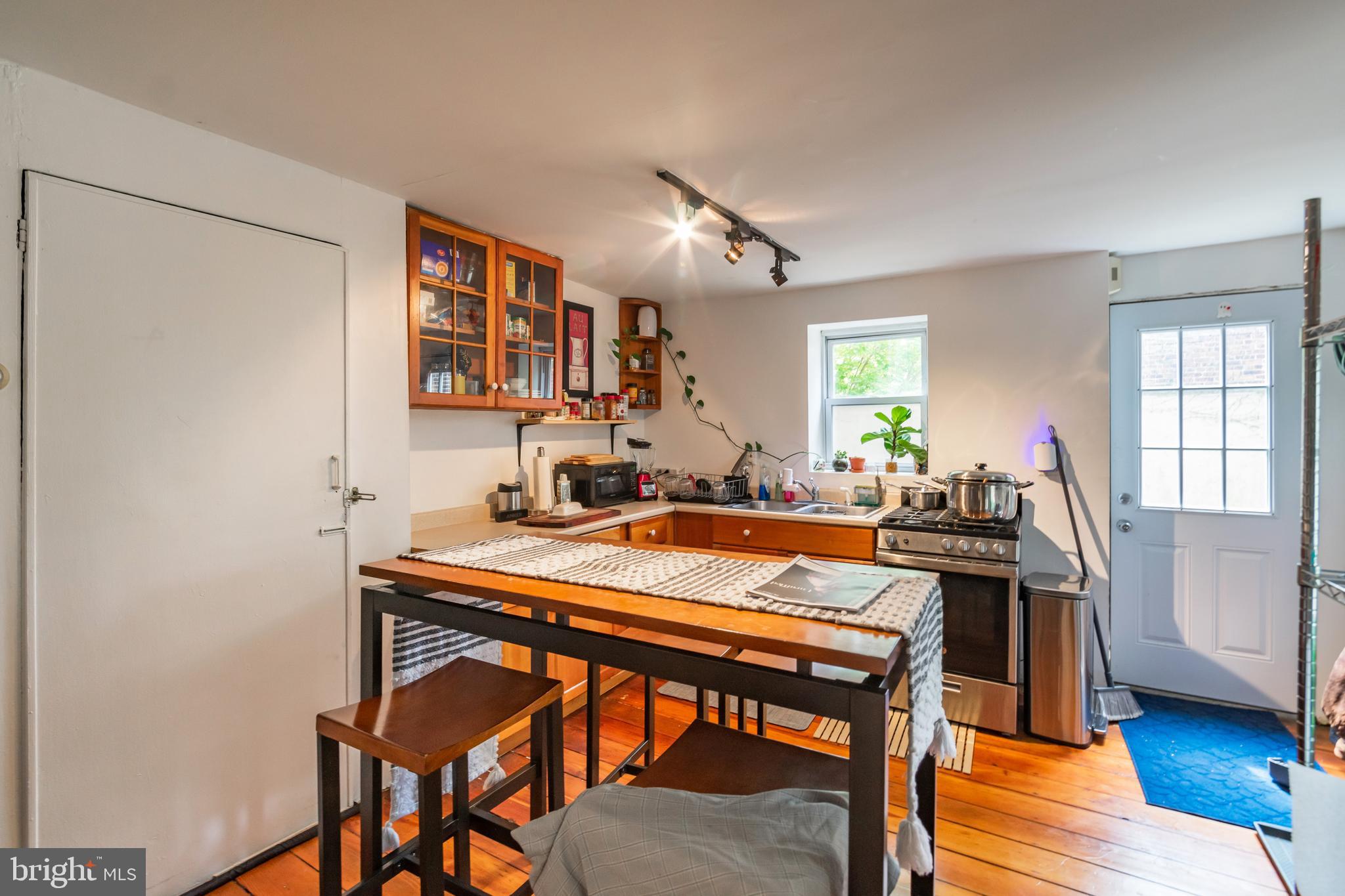 FISHTOWN - Residential Lease