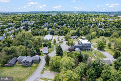 Photo of 601 Catoctin Circle NE, LEESBURG, VA 20176 (MLS # VALO2126924)