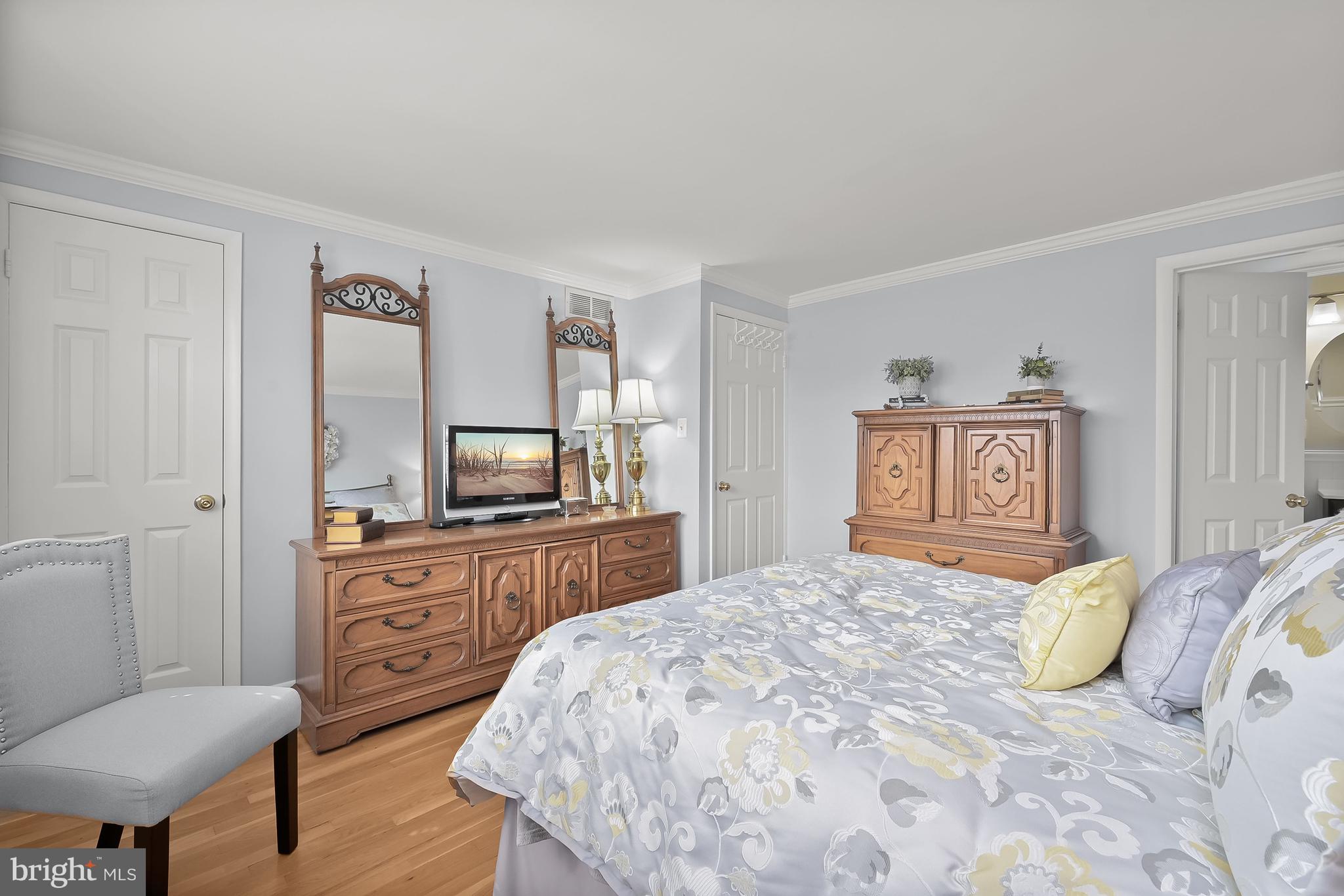 HUNTSMOOR - Residential