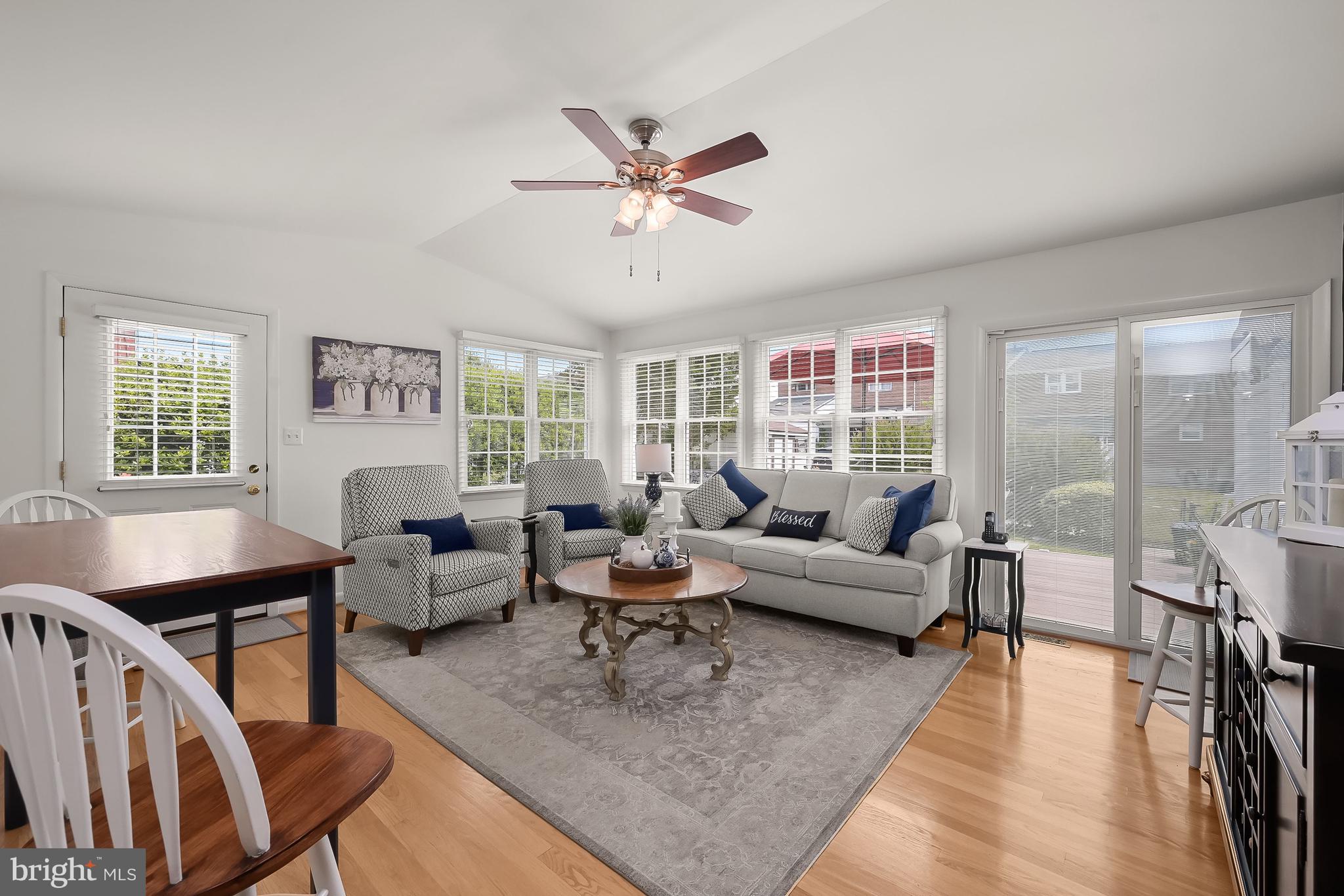 HUNTSMOOR - Residential