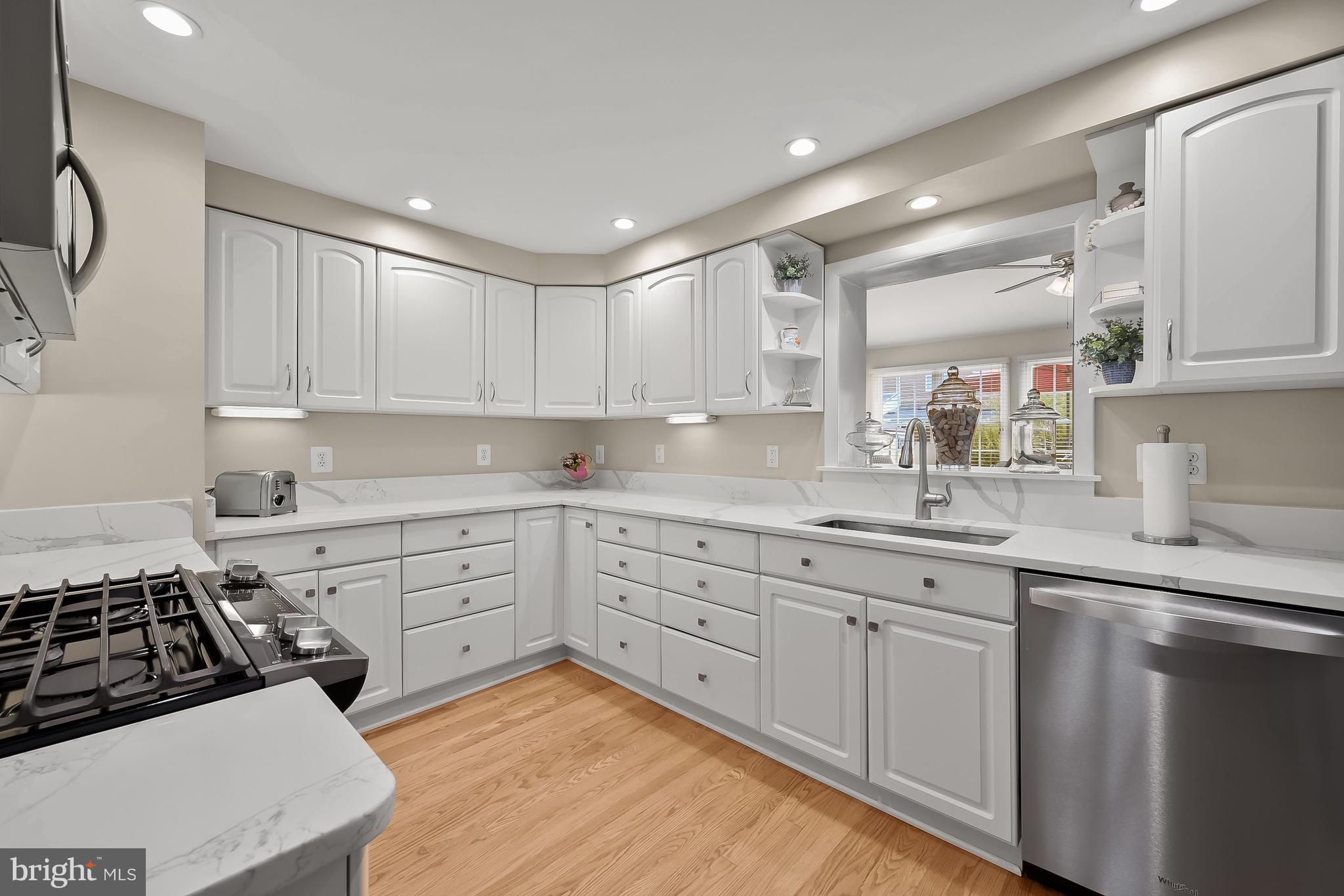 HUNTSMOOR - Residential