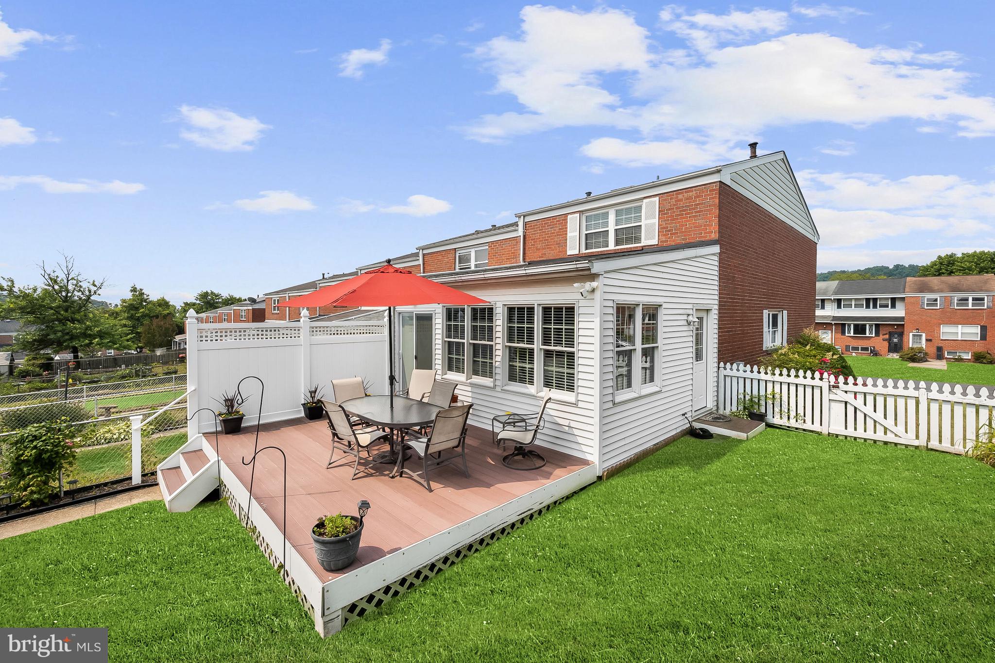 HUNTSMOOR - Residential