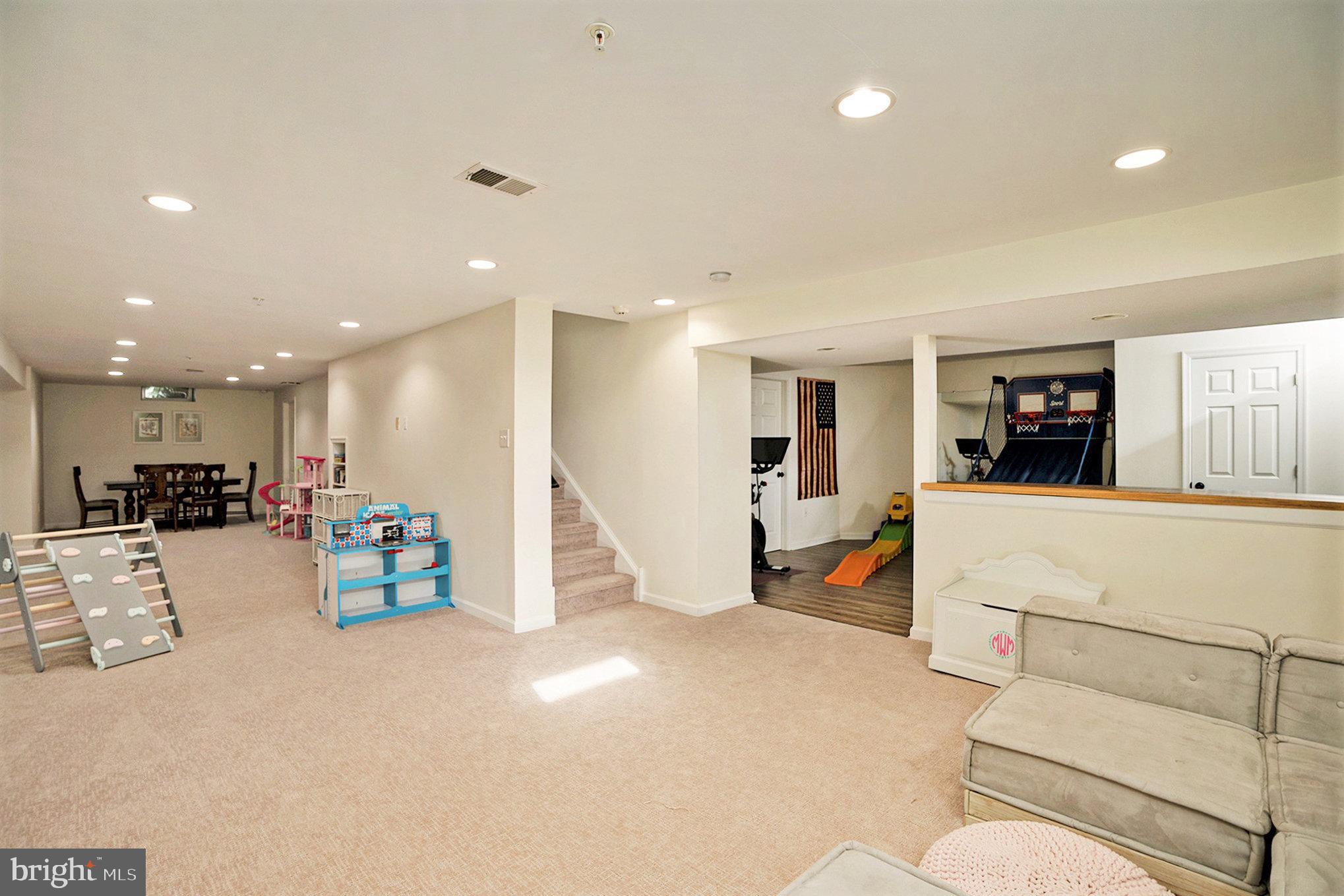 BRIDGE VALLEY AT FUR - Residential