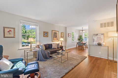 Photo of 4115 33rd Street S, ARLINGTON, VA 22206 (MLS # VAAR2077152)