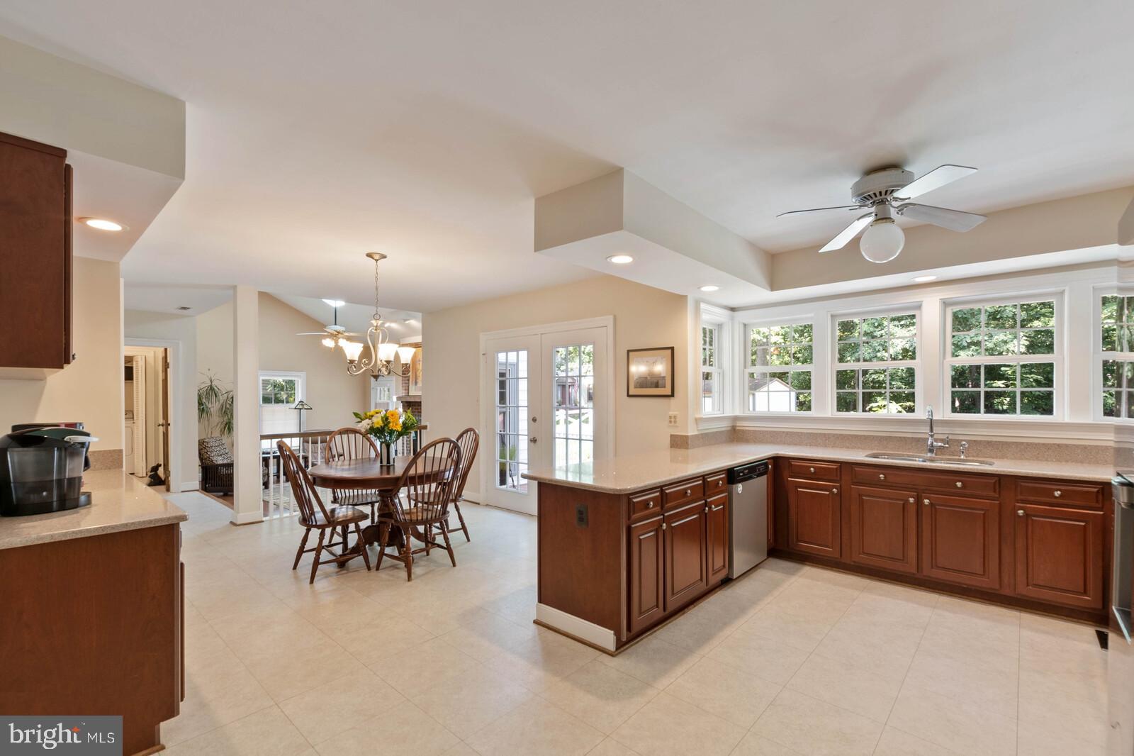 SPRING LAKE WOODS - Residential