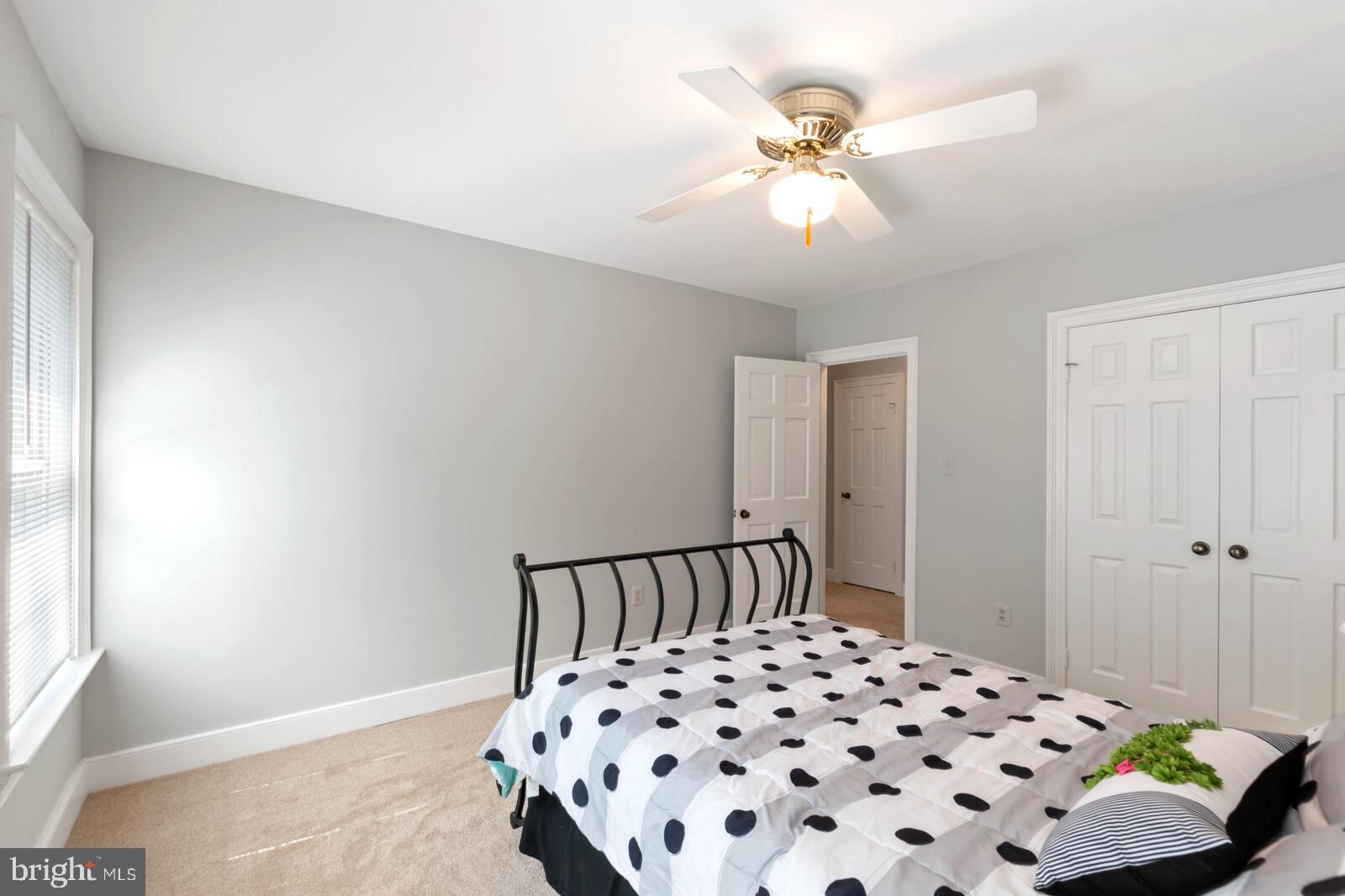 SPRING LAKE WOODS - Residential