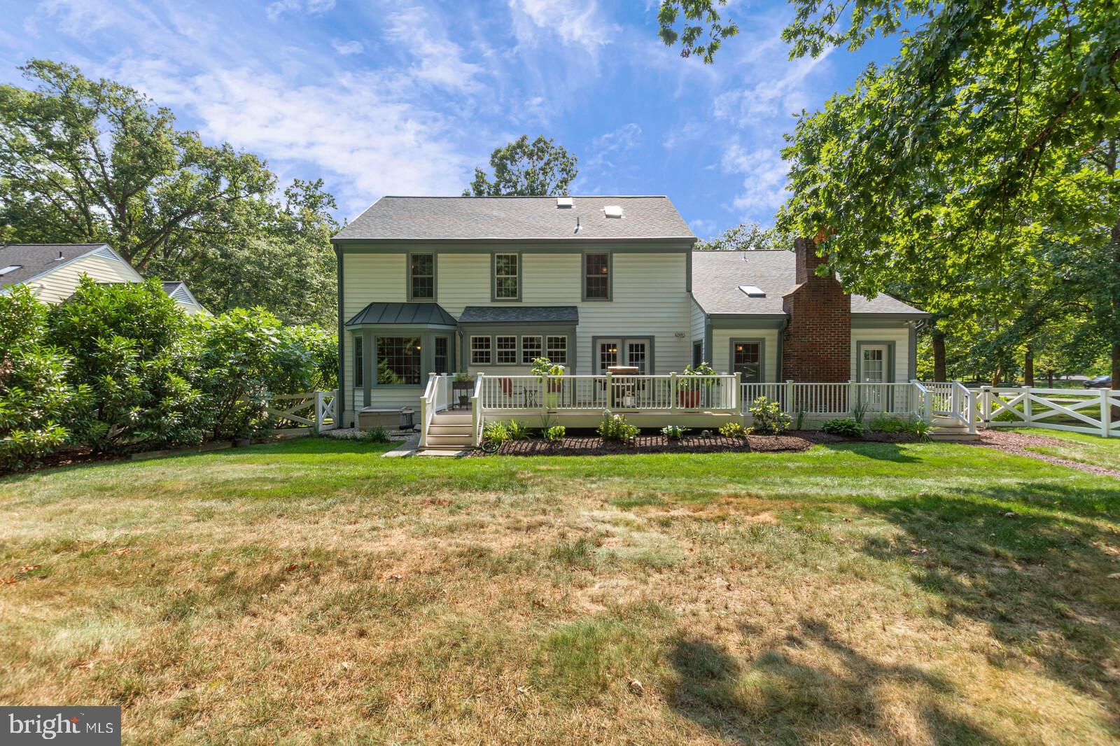 SPRING LAKE WOODS - Residential