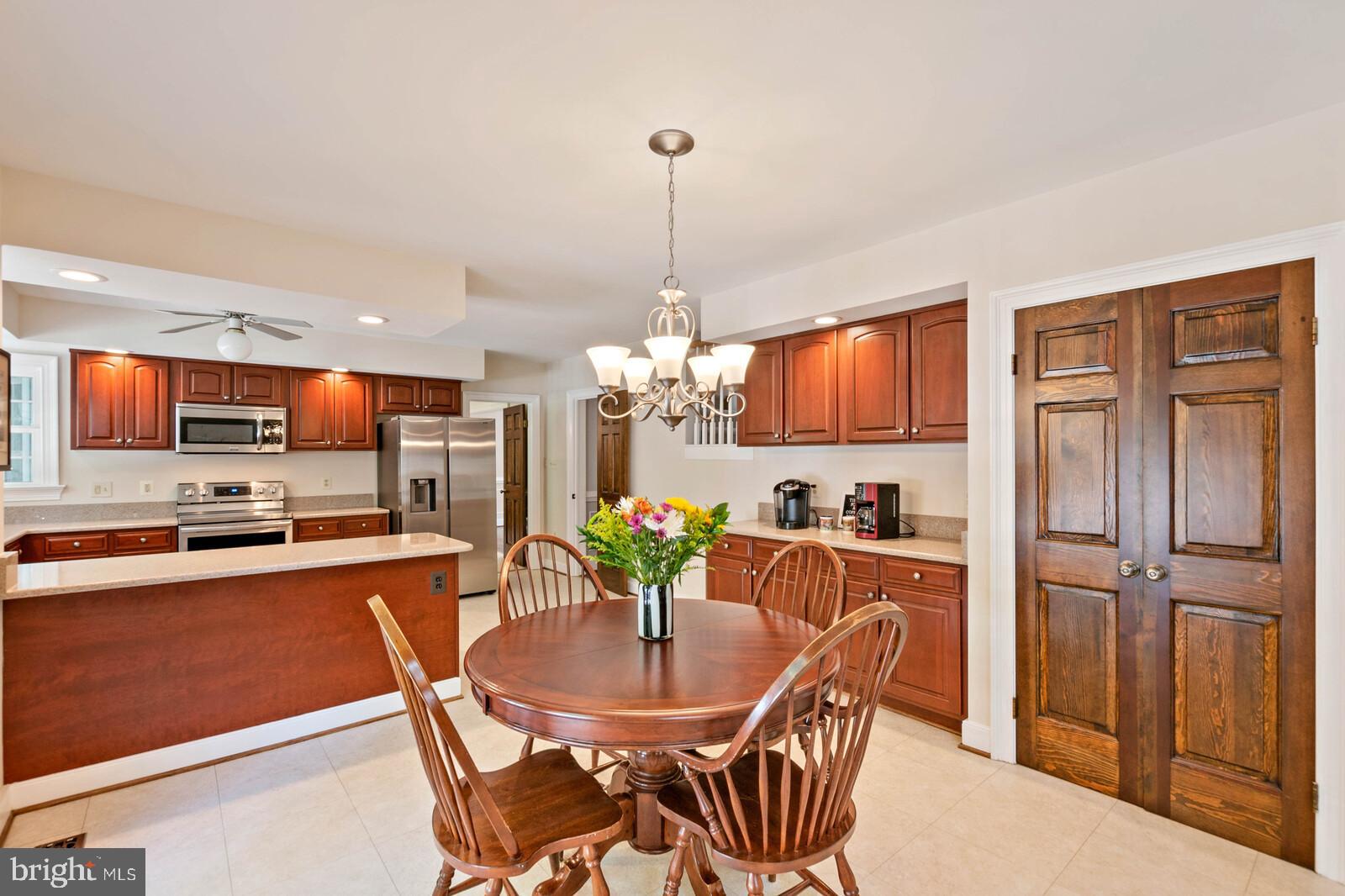 SPRING LAKE WOODS - Residential