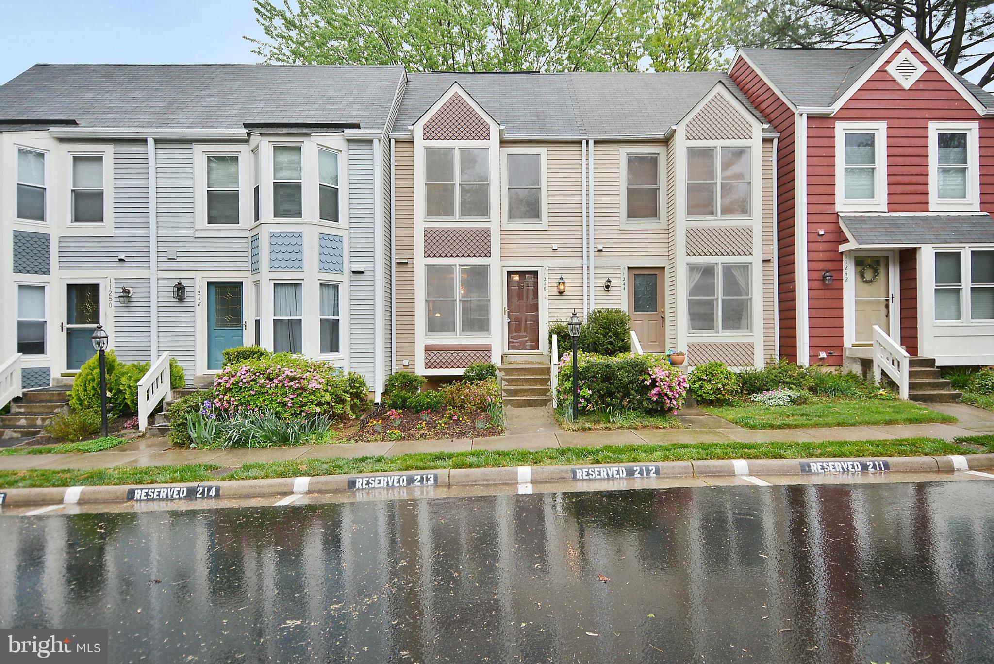 RESTON - Residential