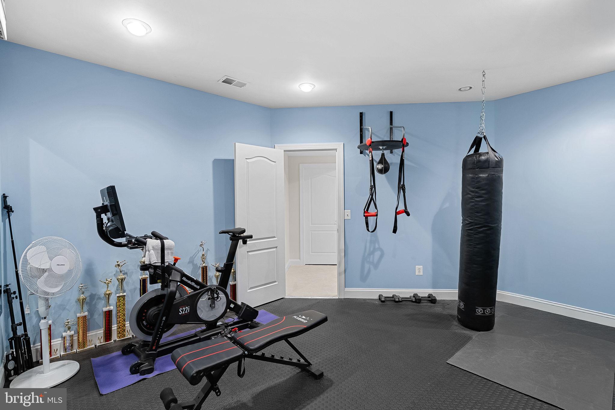 LANSDOWNE ON THE POTOMAC - Residential