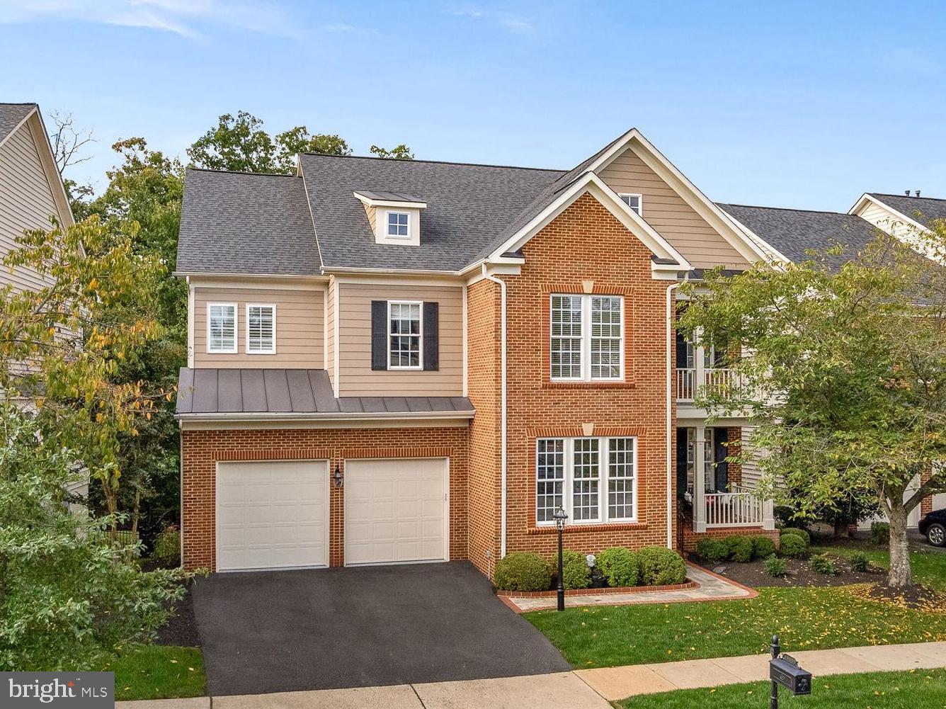 LANSDOWNE ON THE POTOMAC - Residential