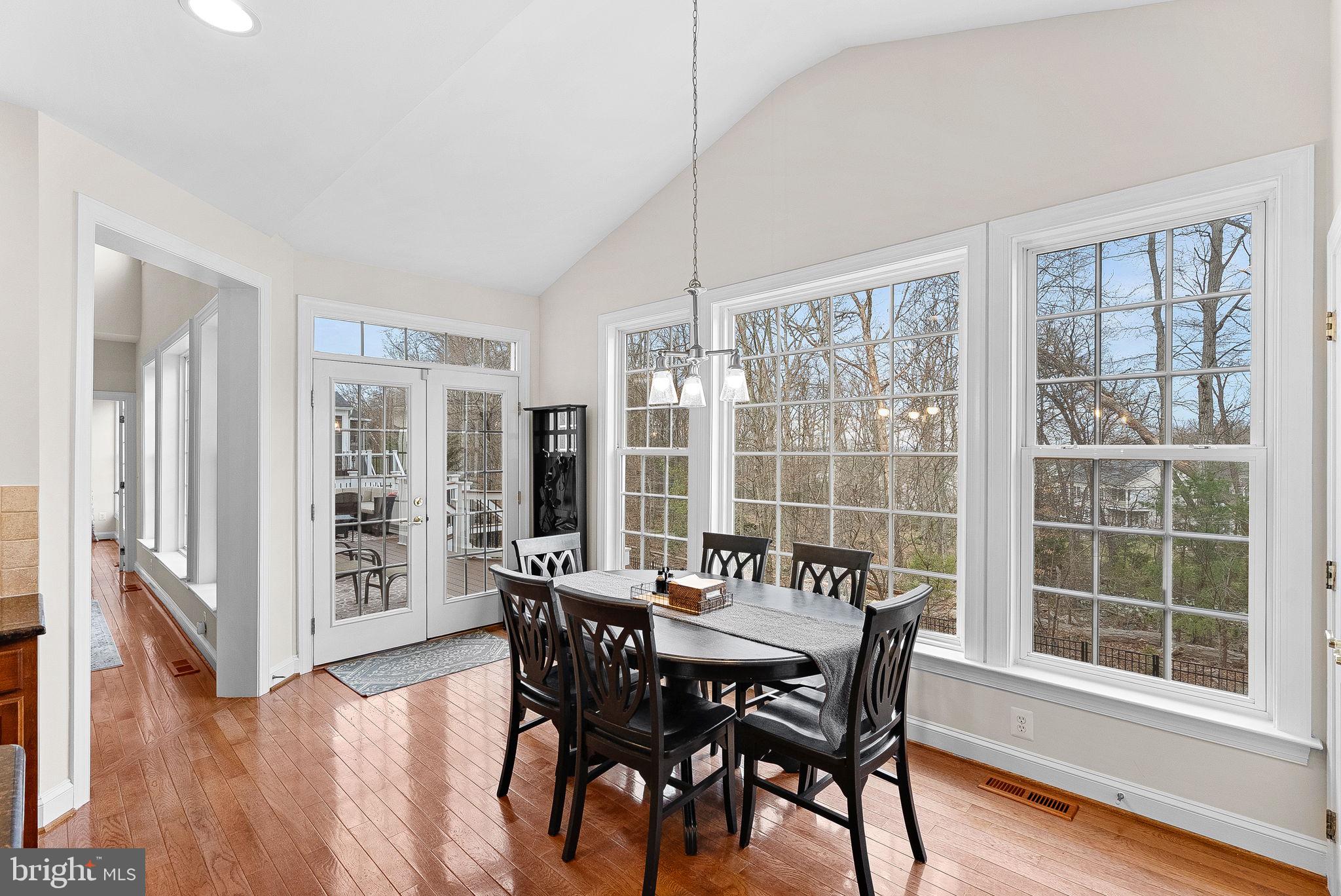 LANSDOWNE ON THE POTOMAC - Residential