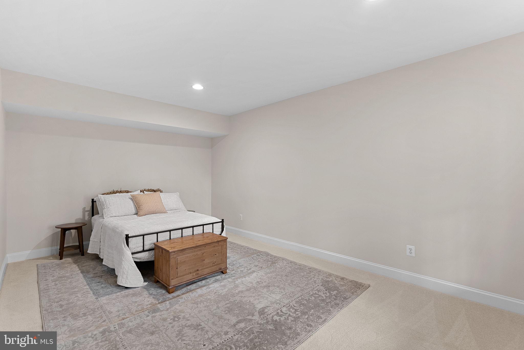 LANSDOWNE ON THE POTOMAC - Residential