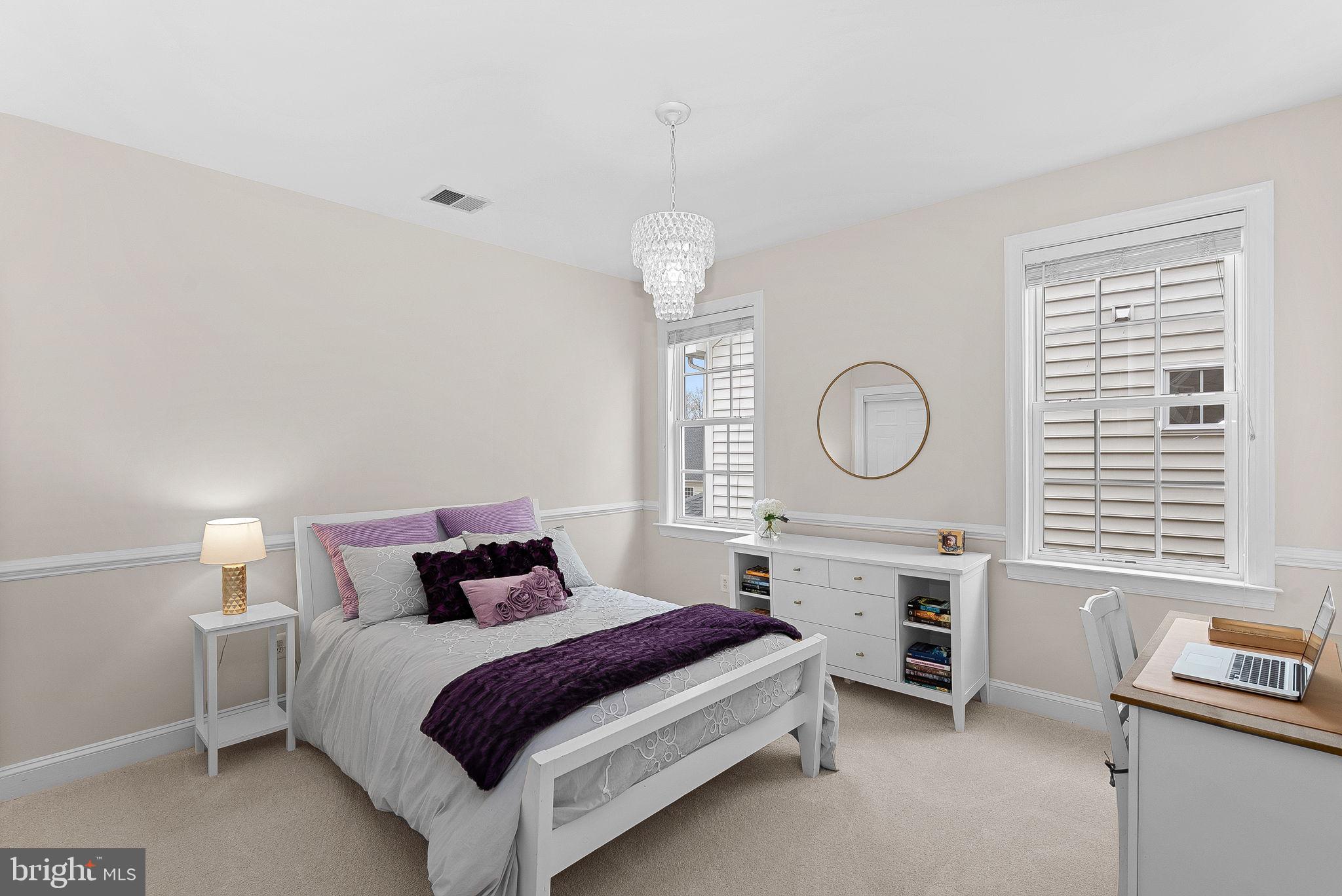 LANSDOWNE ON THE POTOMAC - Residential