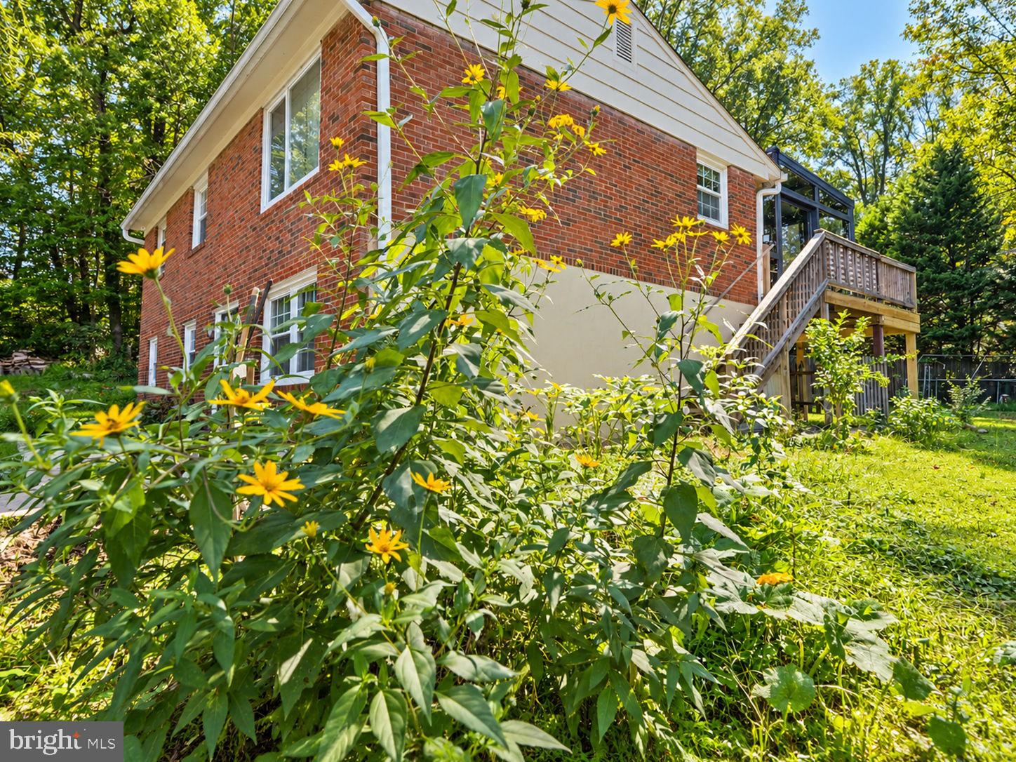 7045 YATES FORD ROAD