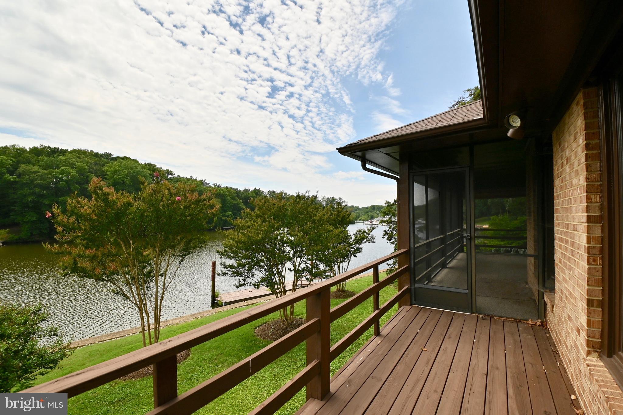 TANTALLON ON THE POTOMAC - Residential