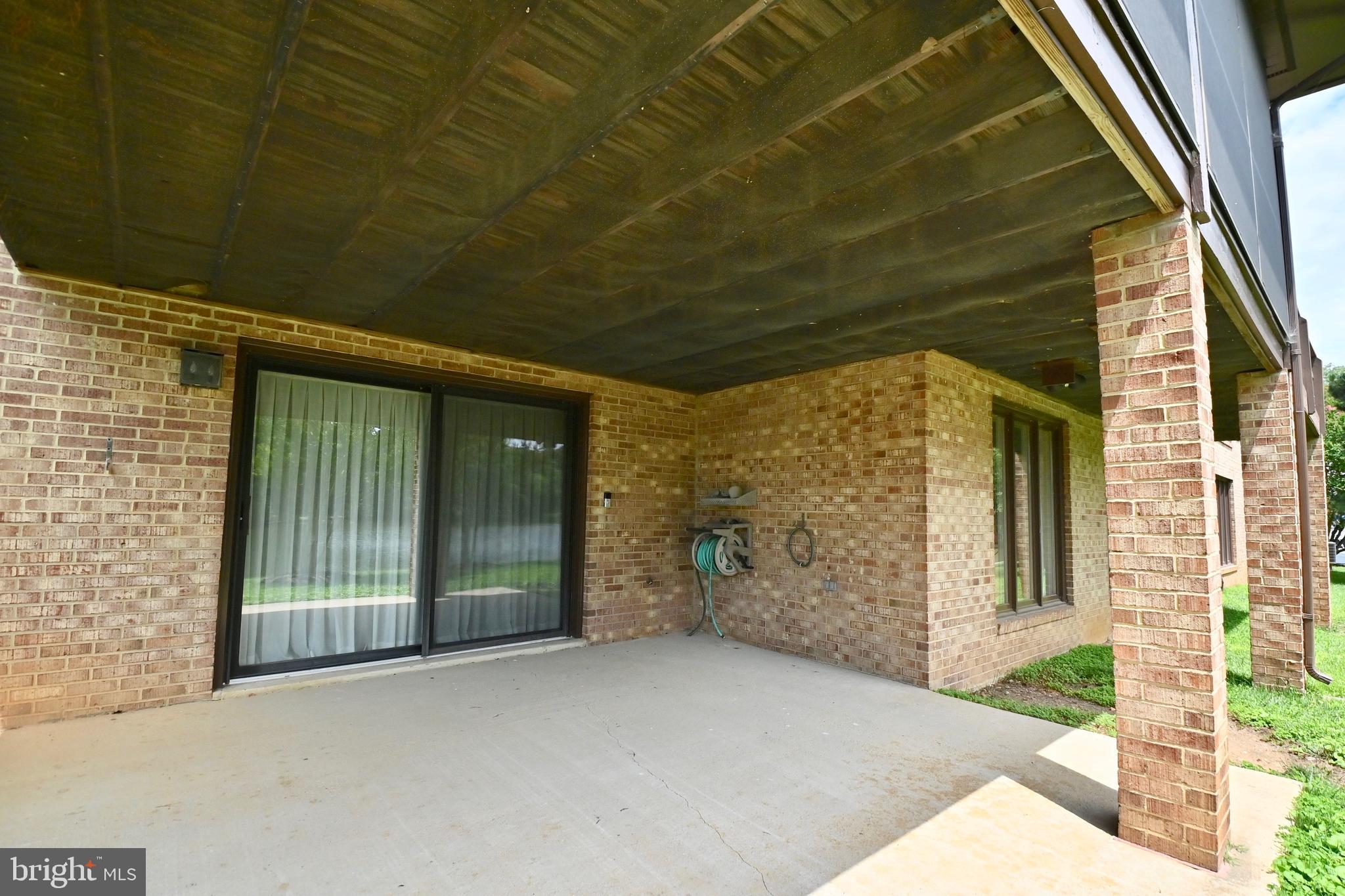 TANTALLON ON THE POTOMAC - Residential