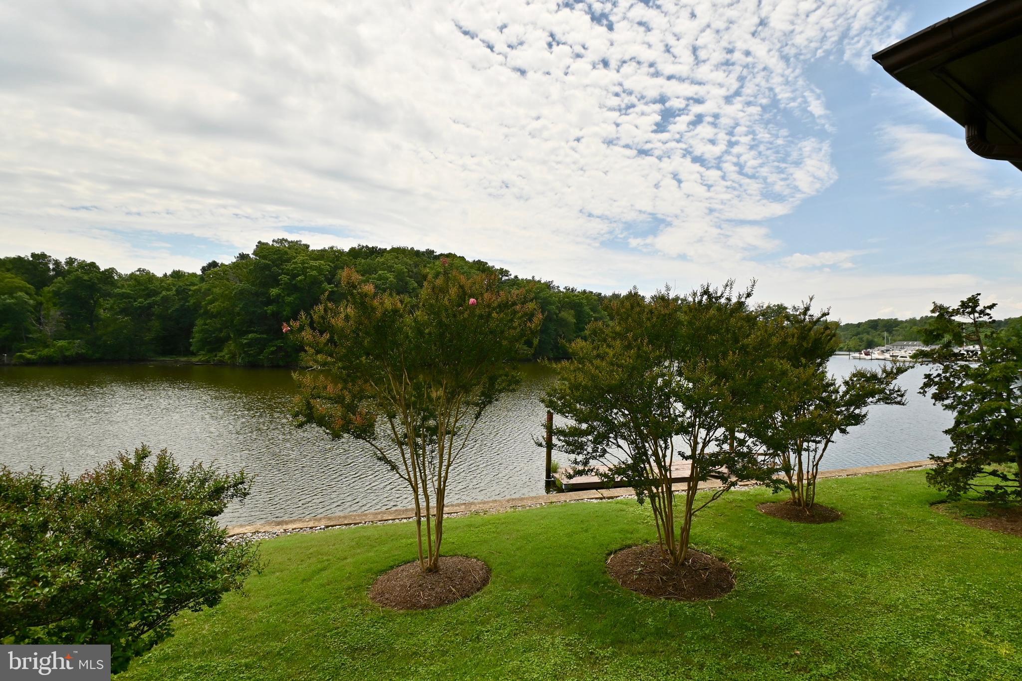 TANTALLON ON THE POTOMAC - Residential