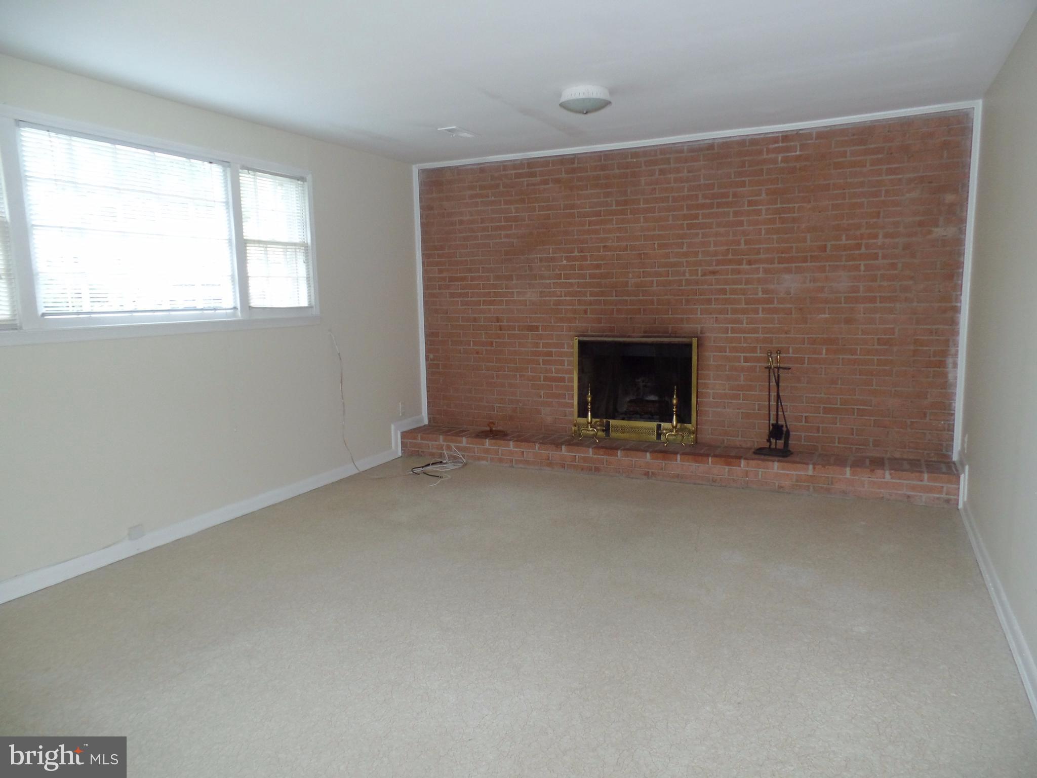 LEELAND PARK - Residential Lease