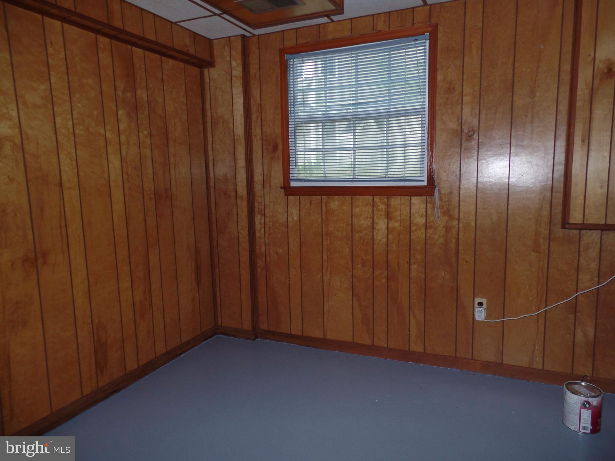 LEELAND PARK - Residential Lease