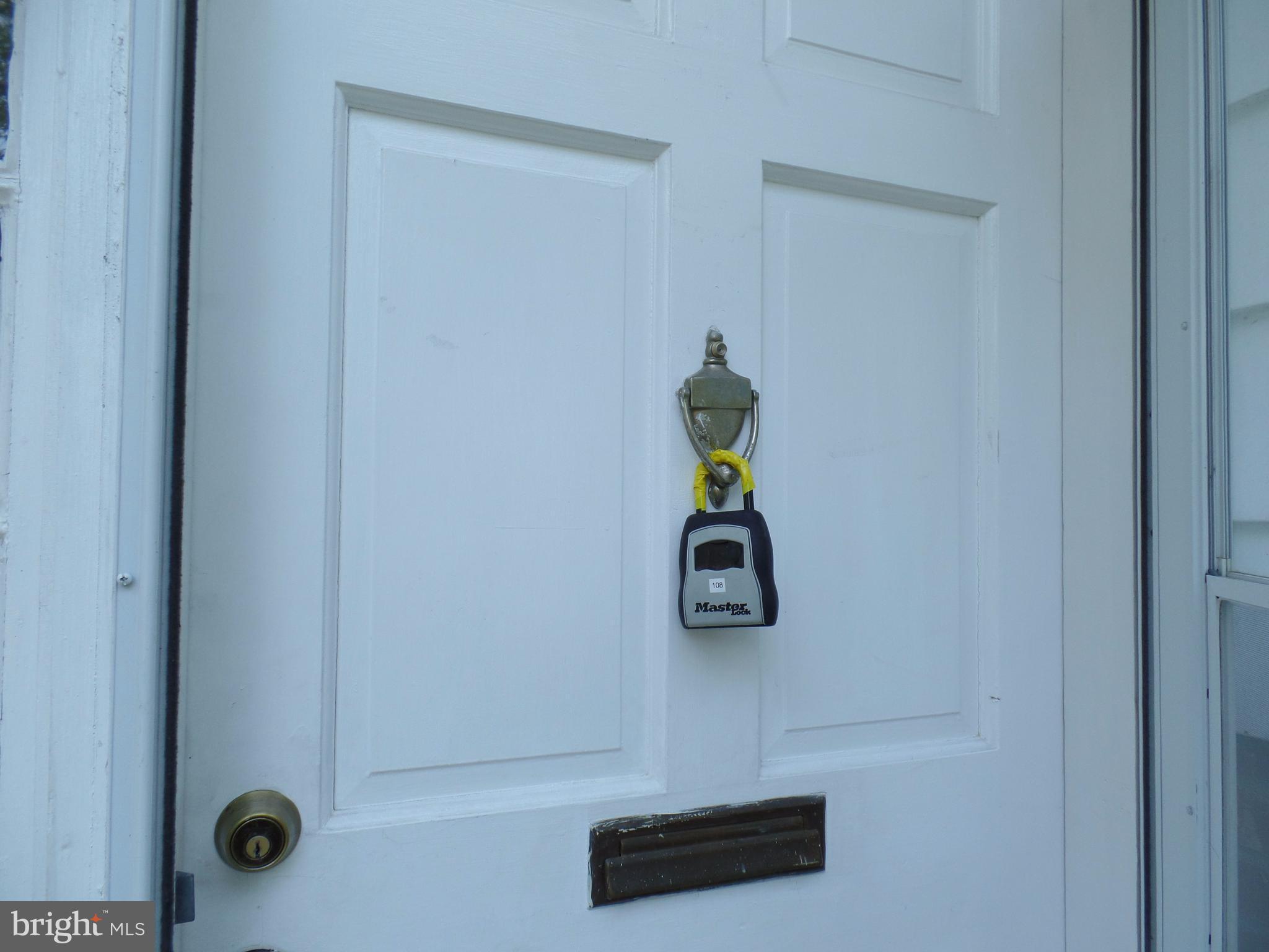 LEELAND PARK - Residential Lease