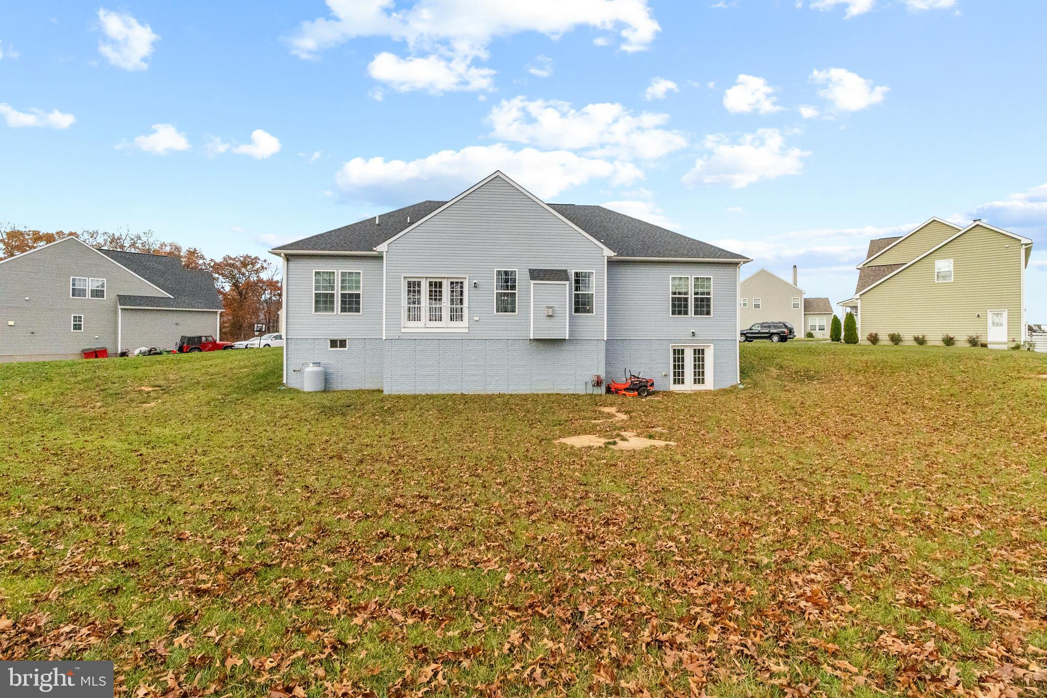 RIDGES OF TUSCARORA - Residential