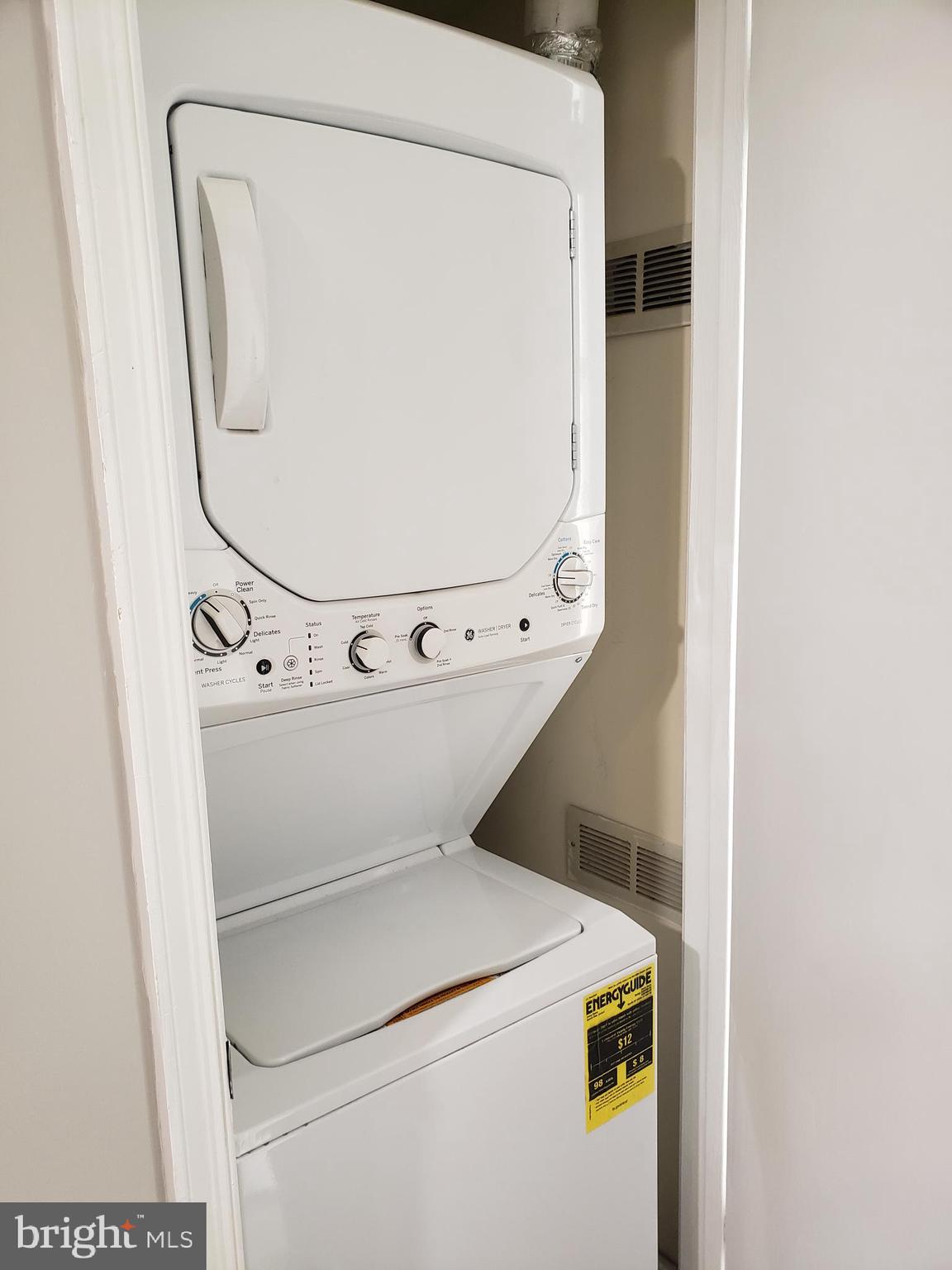 THE TIERS OF LAUREL LAKE - Residential