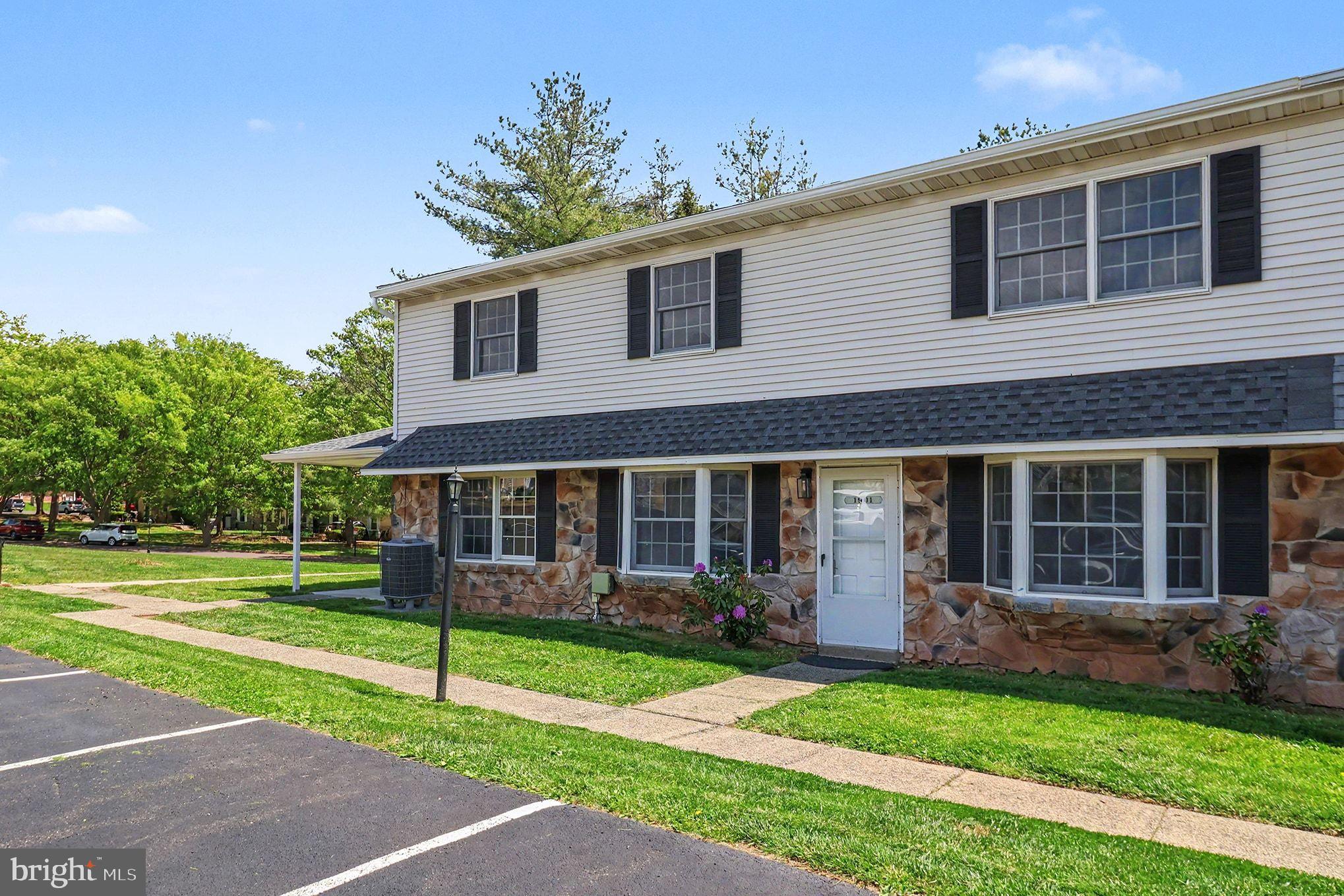 WHITPAIN HILLS - Residential