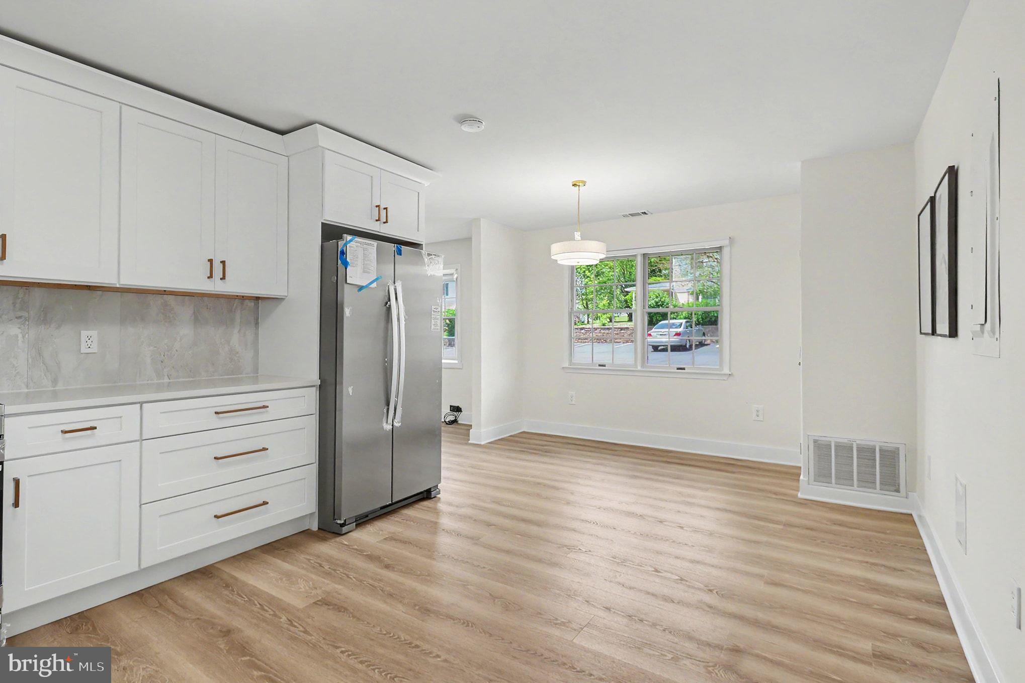 WHITPAIN HILLS - Residential