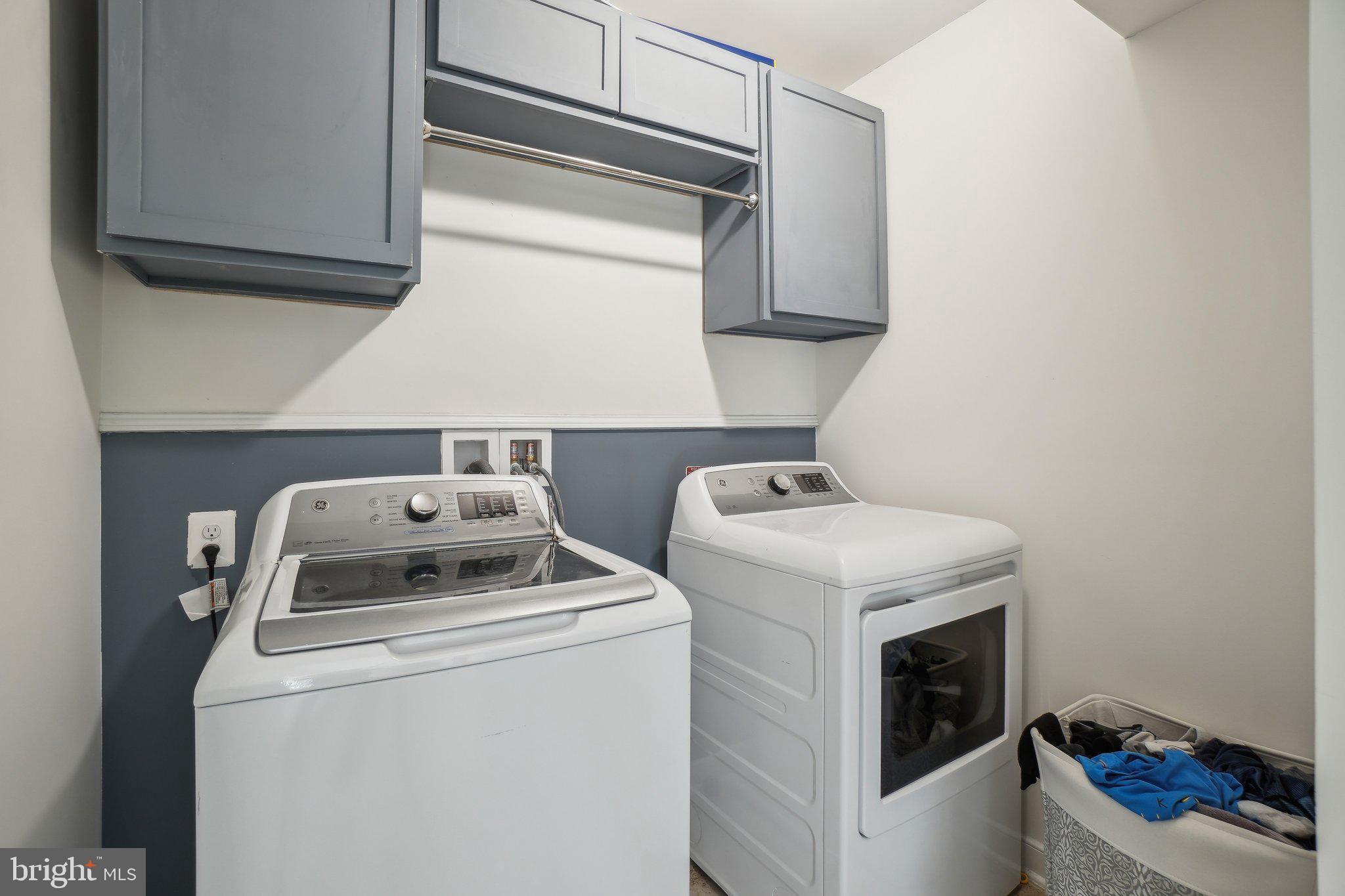 HUNTINGTON CROSSING - Residential Lease