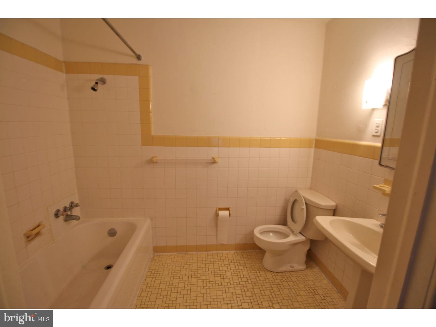 RITTENHOUSE SQUARE - Residential Lease